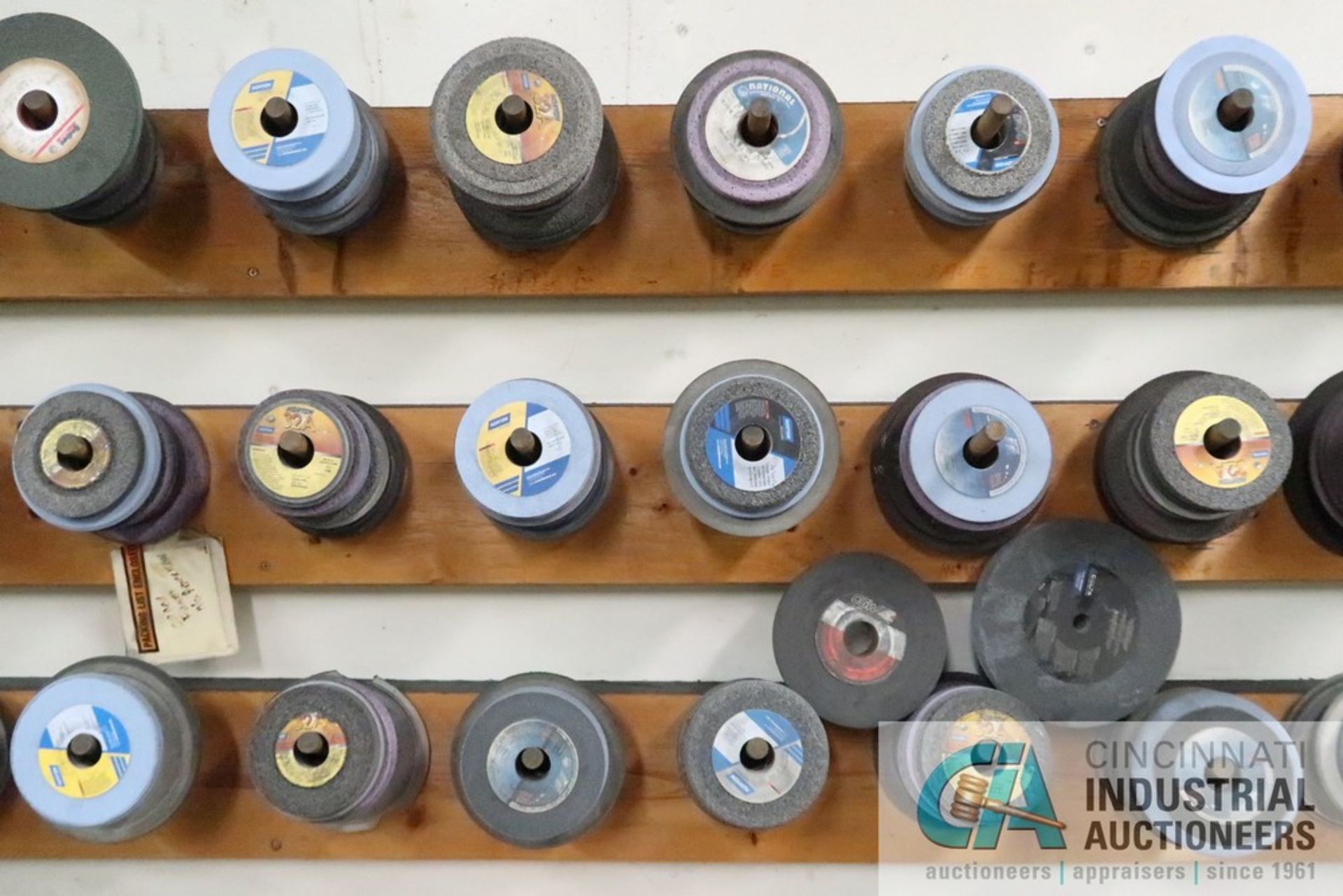 (LOT) MISCELLANEOUS GRINDING WHEELS ON WALL - Image 7 of 8