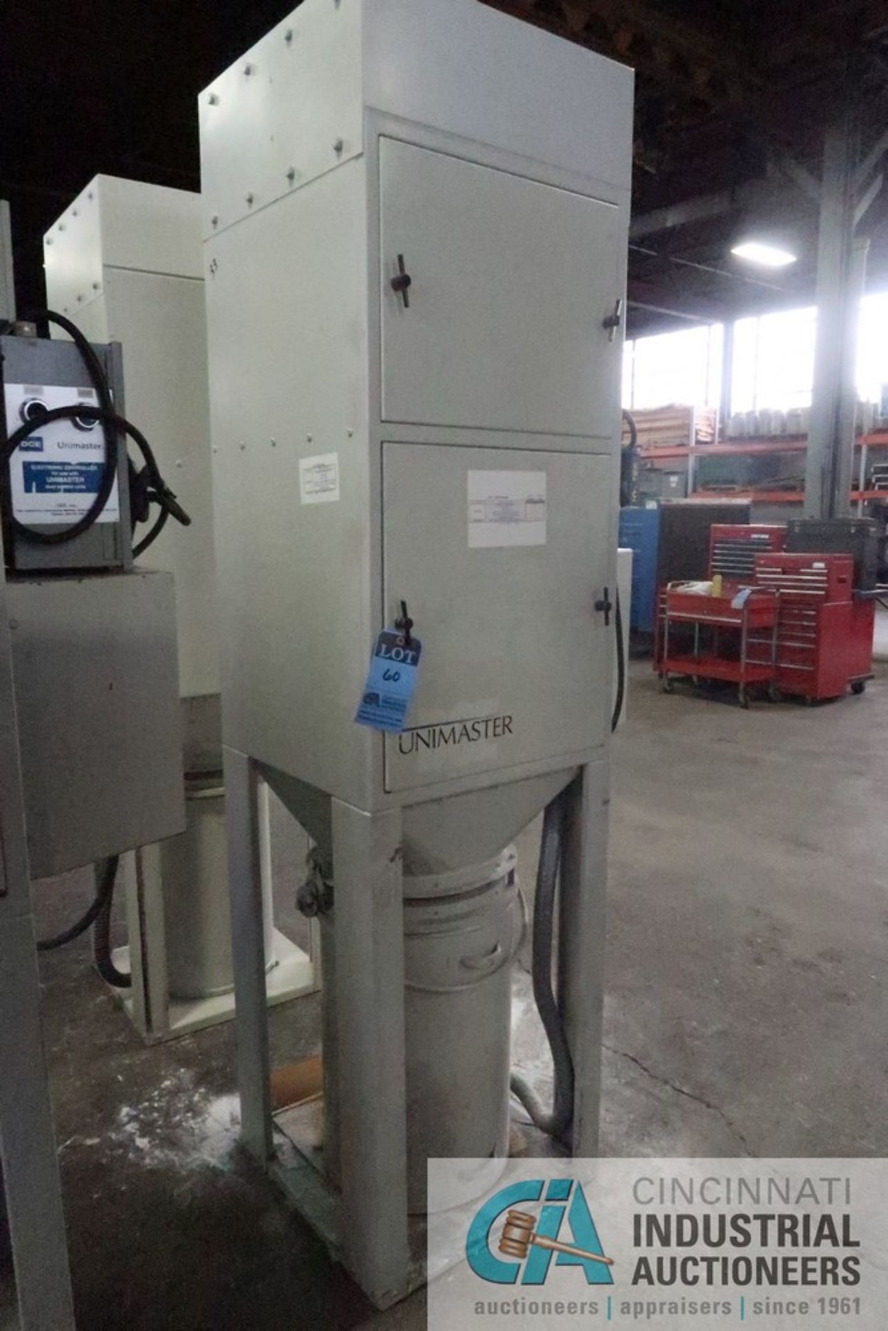 1 HP DCE MODEL UMA76G1AD UNIMASTER SINGLE BAG DUST COLLECTOR; S/N 98-1520/10 **LOCATED AT 110 E