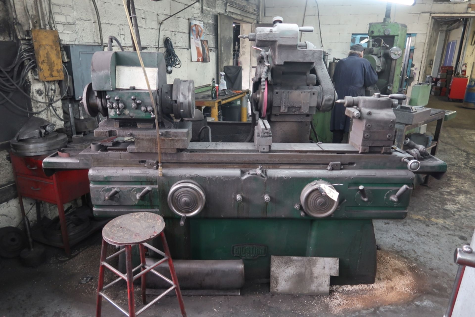 GIUSTINE 22'' CYLINDRICAL GRINDER, 9'' ROUND MAG. CHUCK, REST & STEADY REST, 600V 3PH