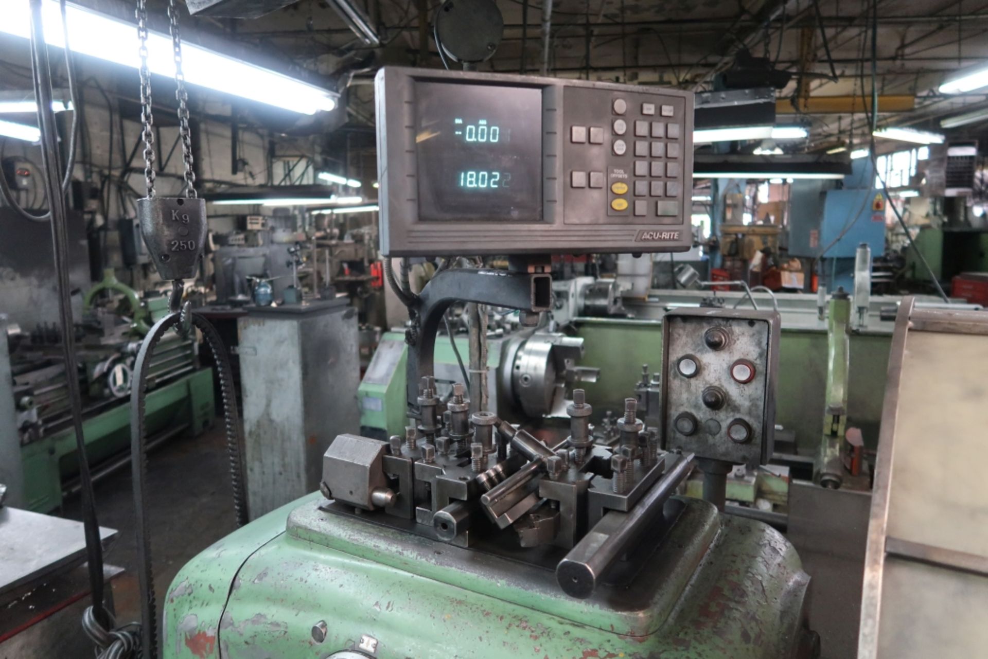 GRAZIANO CONV. LATHE MOD: SAG508, 330MM X 1500MM, 18'' 4 JAW CHUCK & 12'' 4 JAW CHUCK, 2.25'' - Image 5 of 6