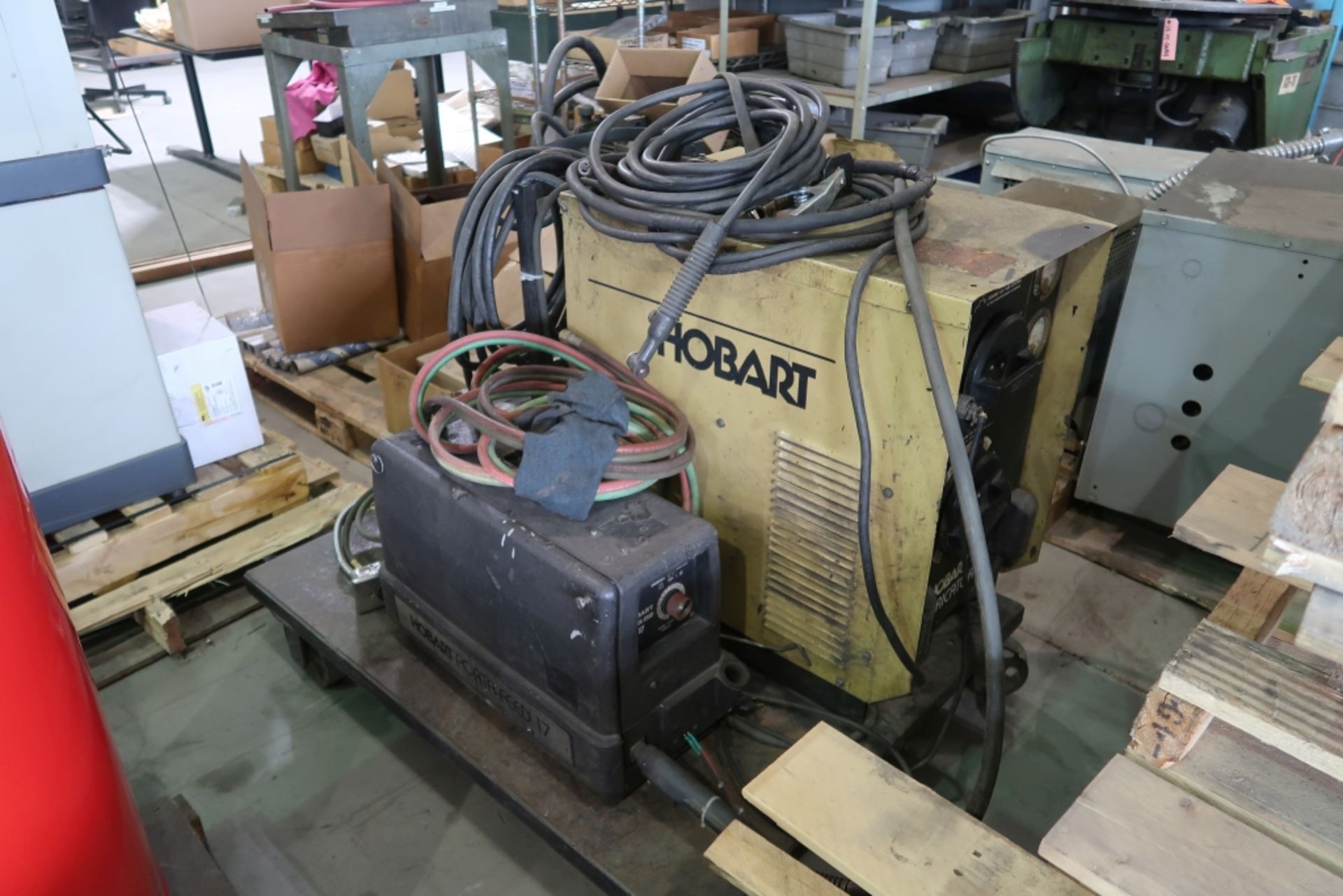 HOBART WELDING MACHINE MOD: FABRICATOR W/ PORTA-FEED 17 WIRE FEEDER - Image 4 of 4