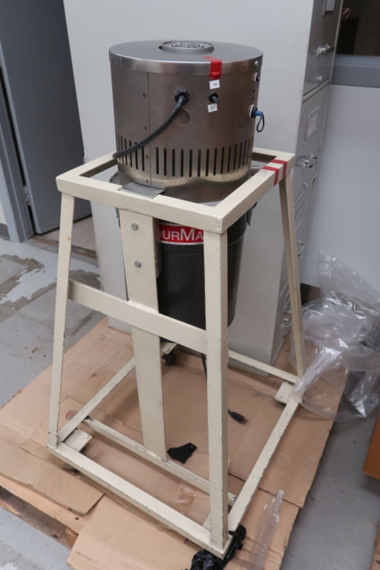 COLORMATE VACCUM W/ RACK