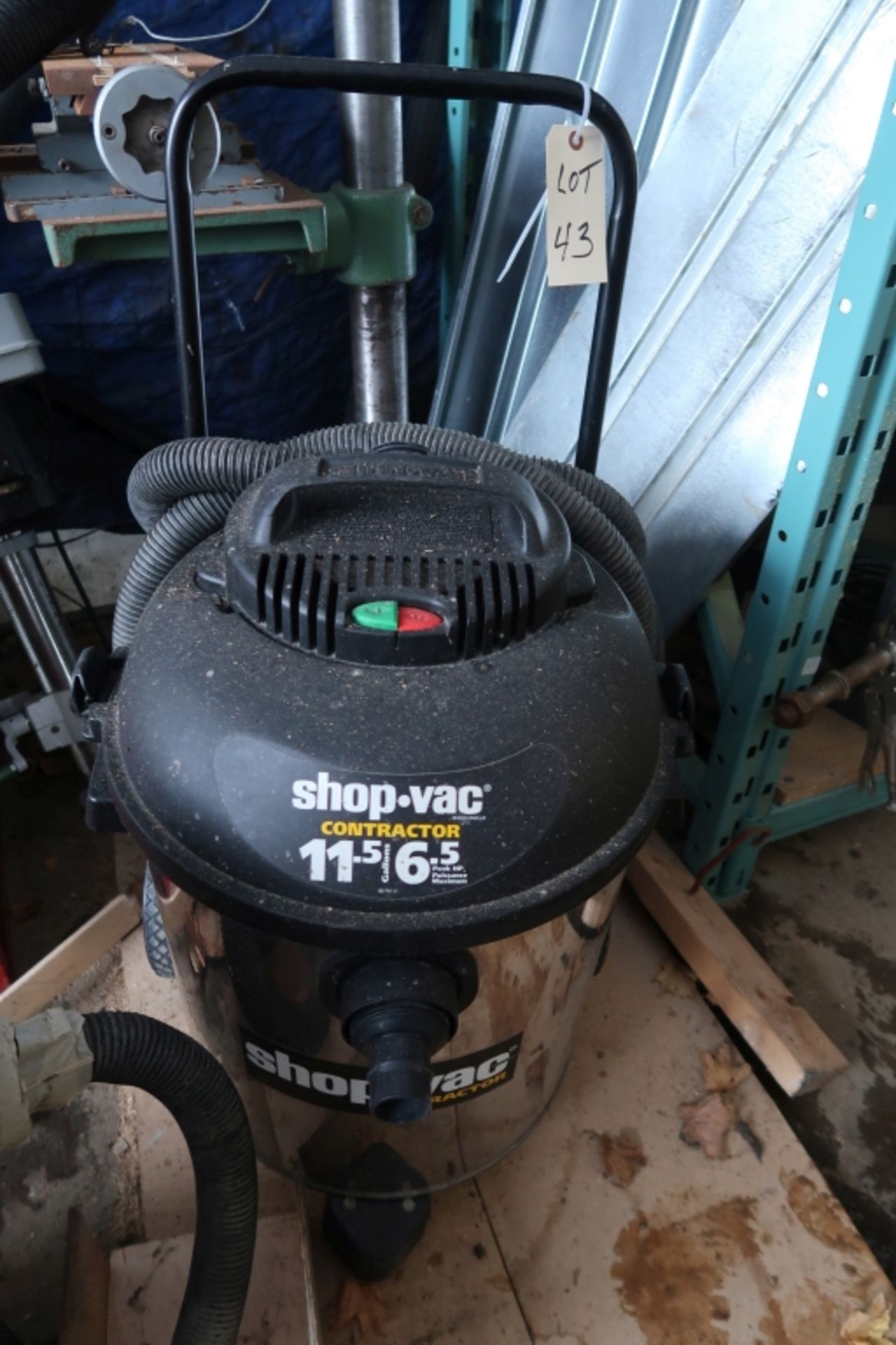 11.5 GALLON SHOP VAC