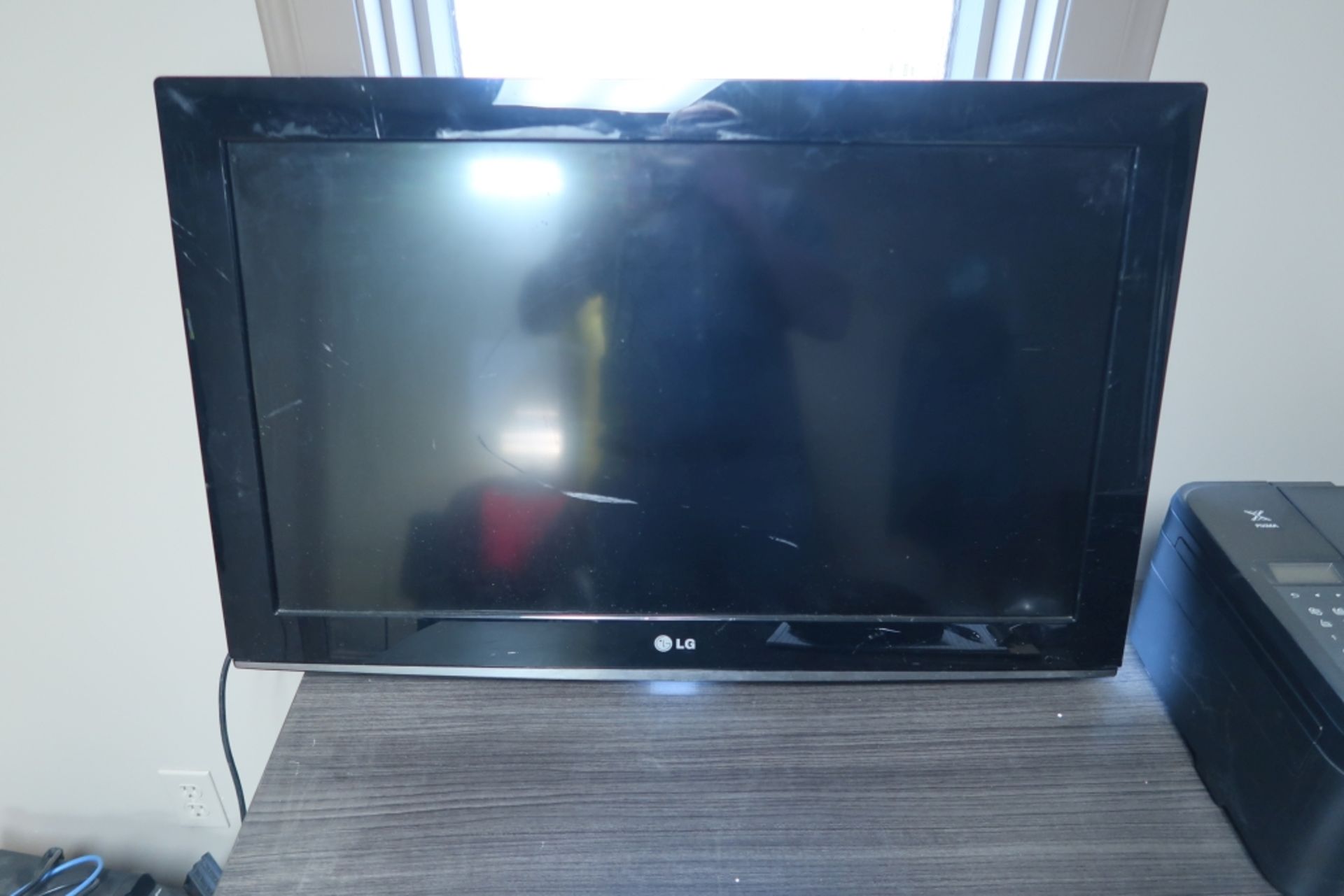 LG MOD: 32LD350-UB TV RECEIVER