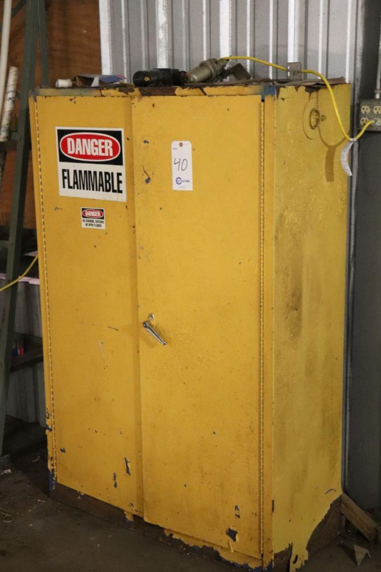 Flammable cabinet 43" x 18" x 65"