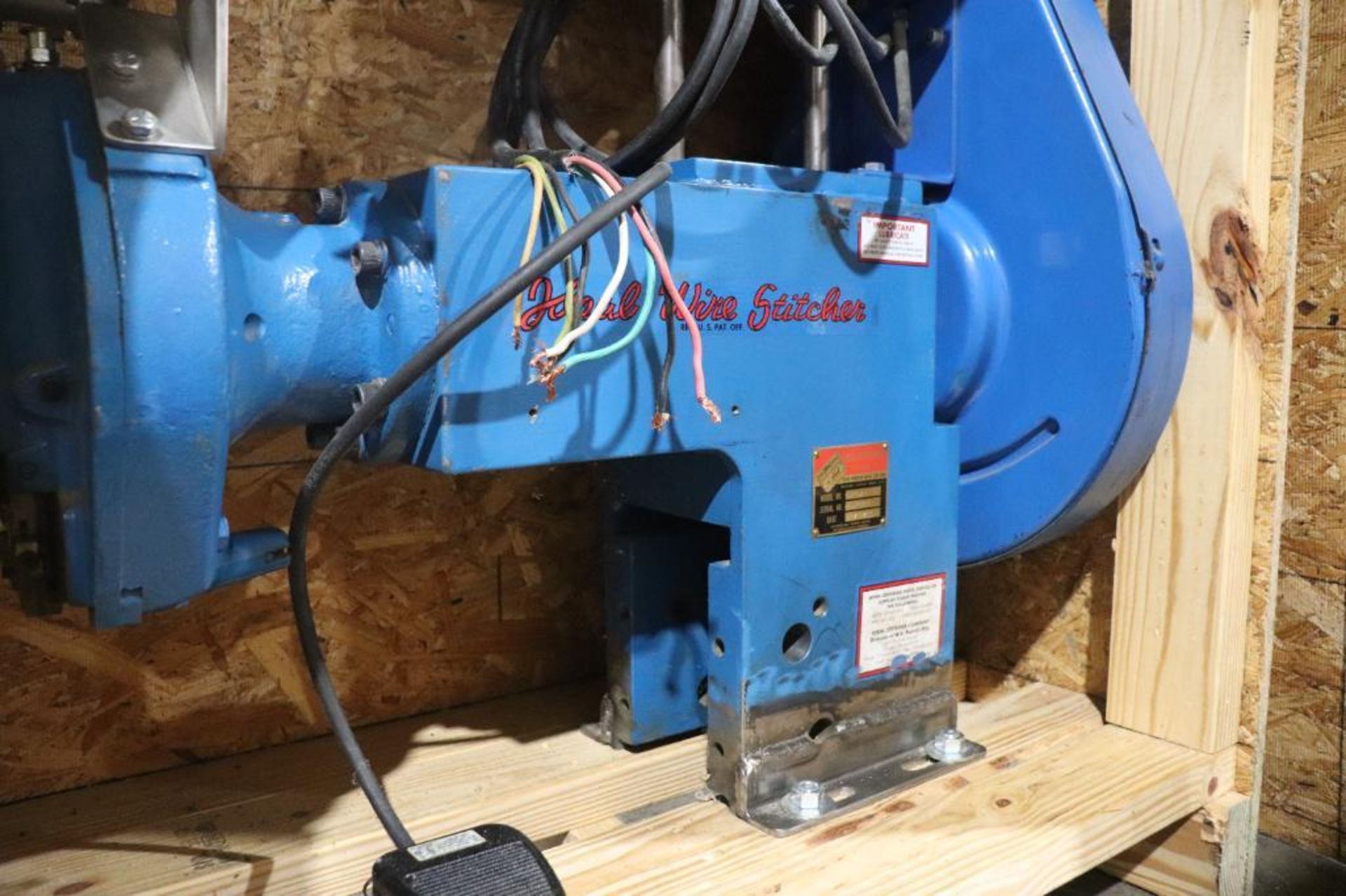 Ideal Stitcher Model S13AW - Image 4 of 7