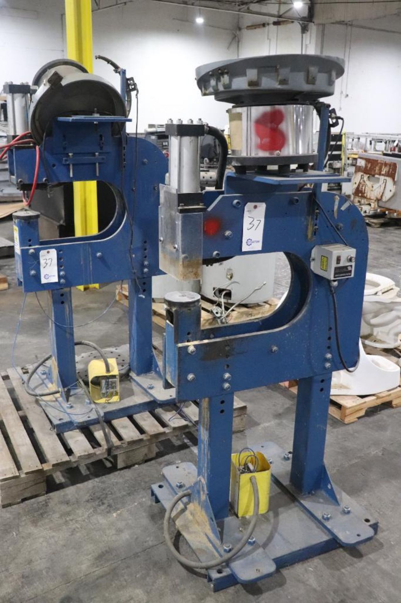 Stafast HFM-CF1/4 Rivet machines