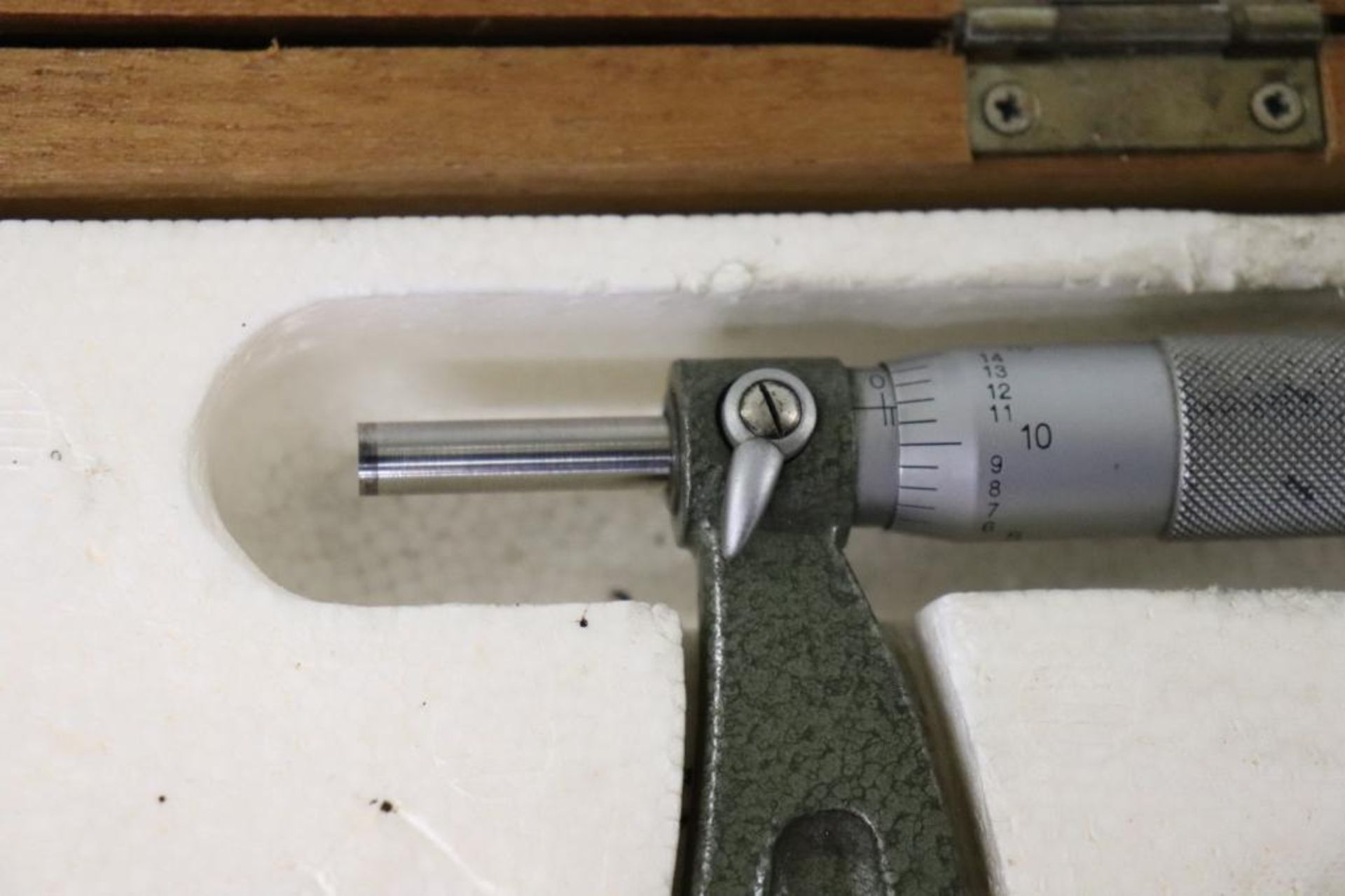 Mitutoyo micrometers - Image 4 of 19