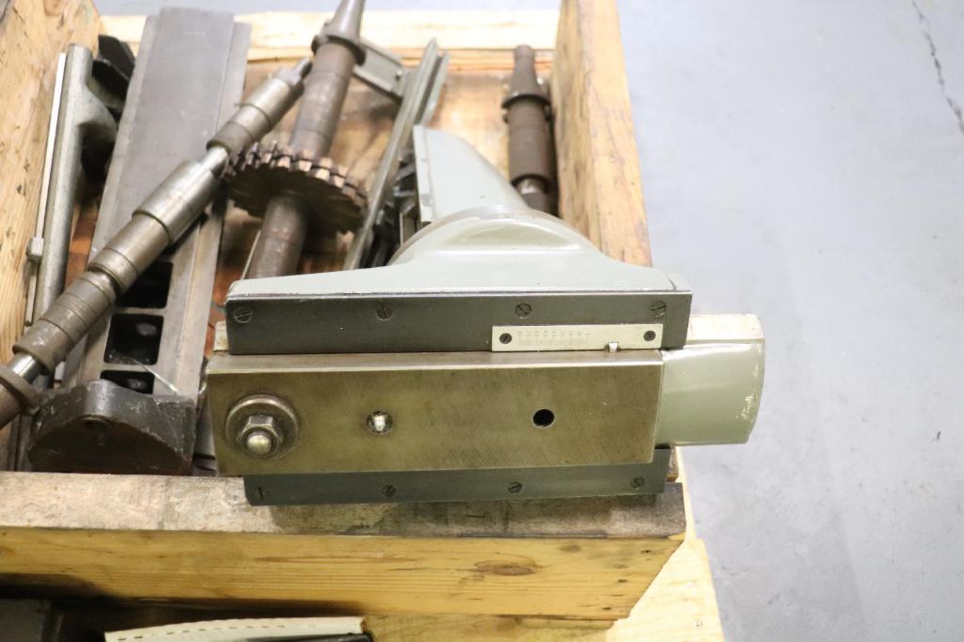 Deckel FP2 universal milling machine - Image 14 of 22