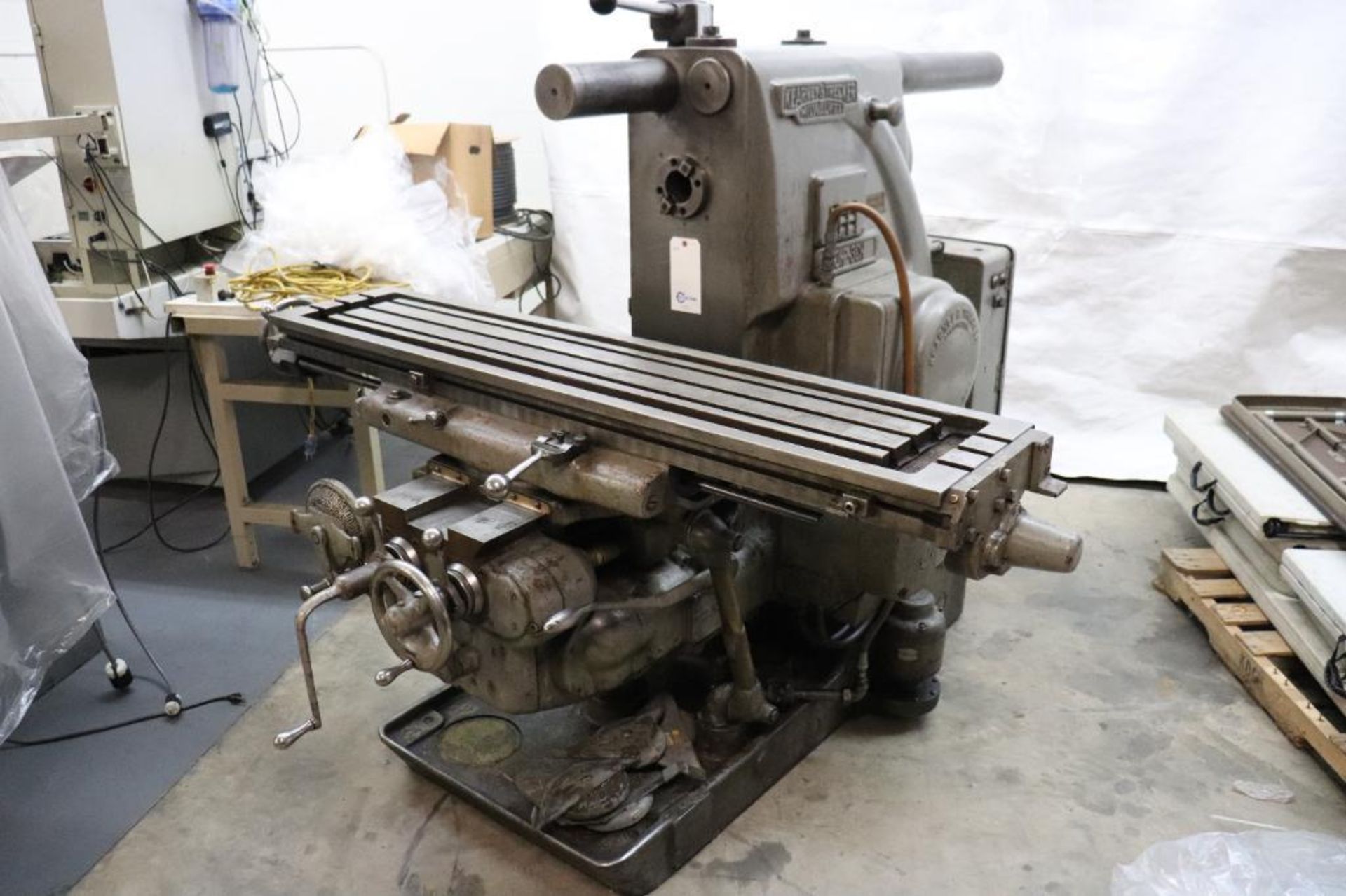 Kearney & Trecker 10 HP 3CH horizontal milling machine