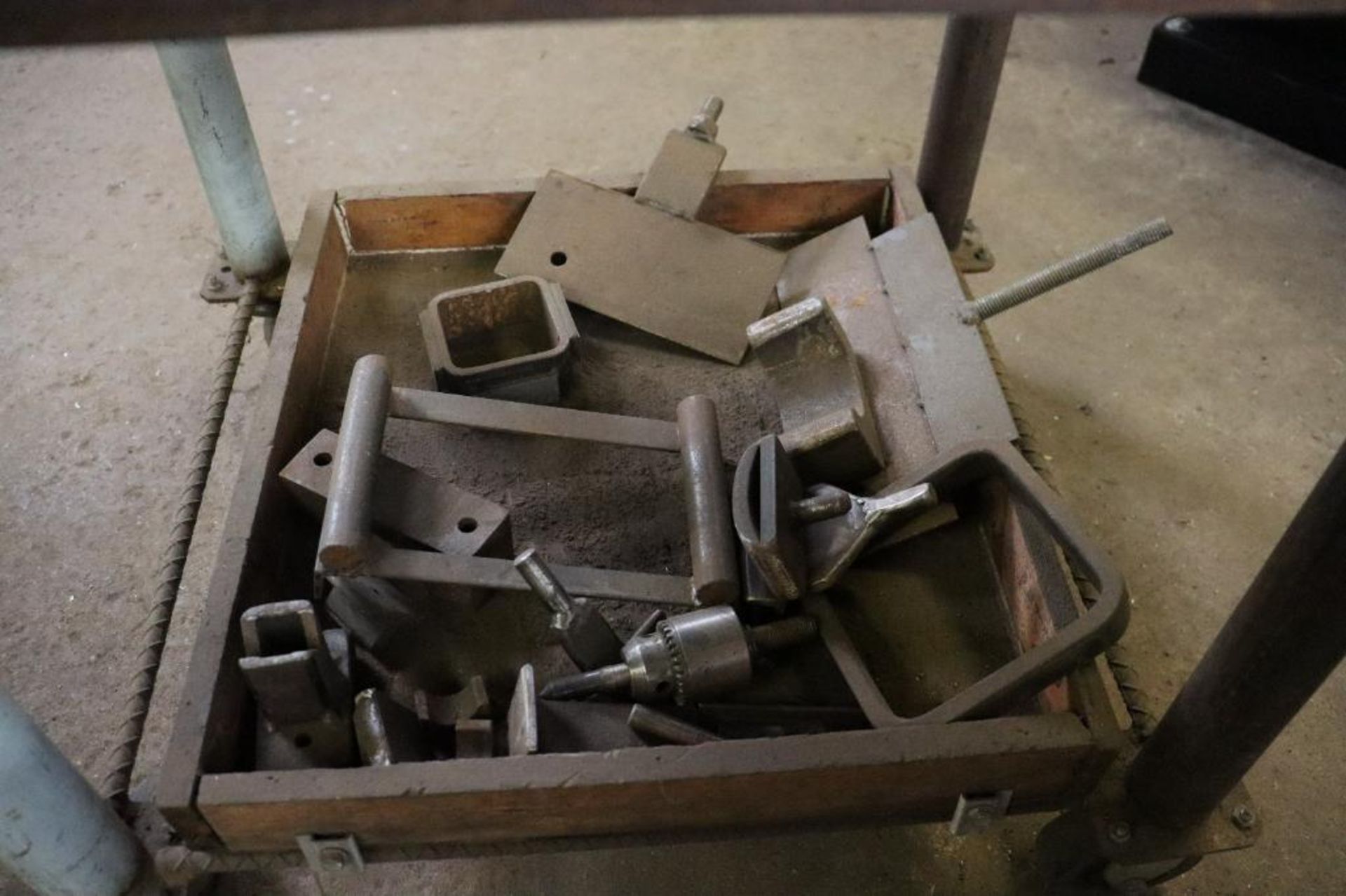 Arbor press w/ forming tools - Image 7 of 9