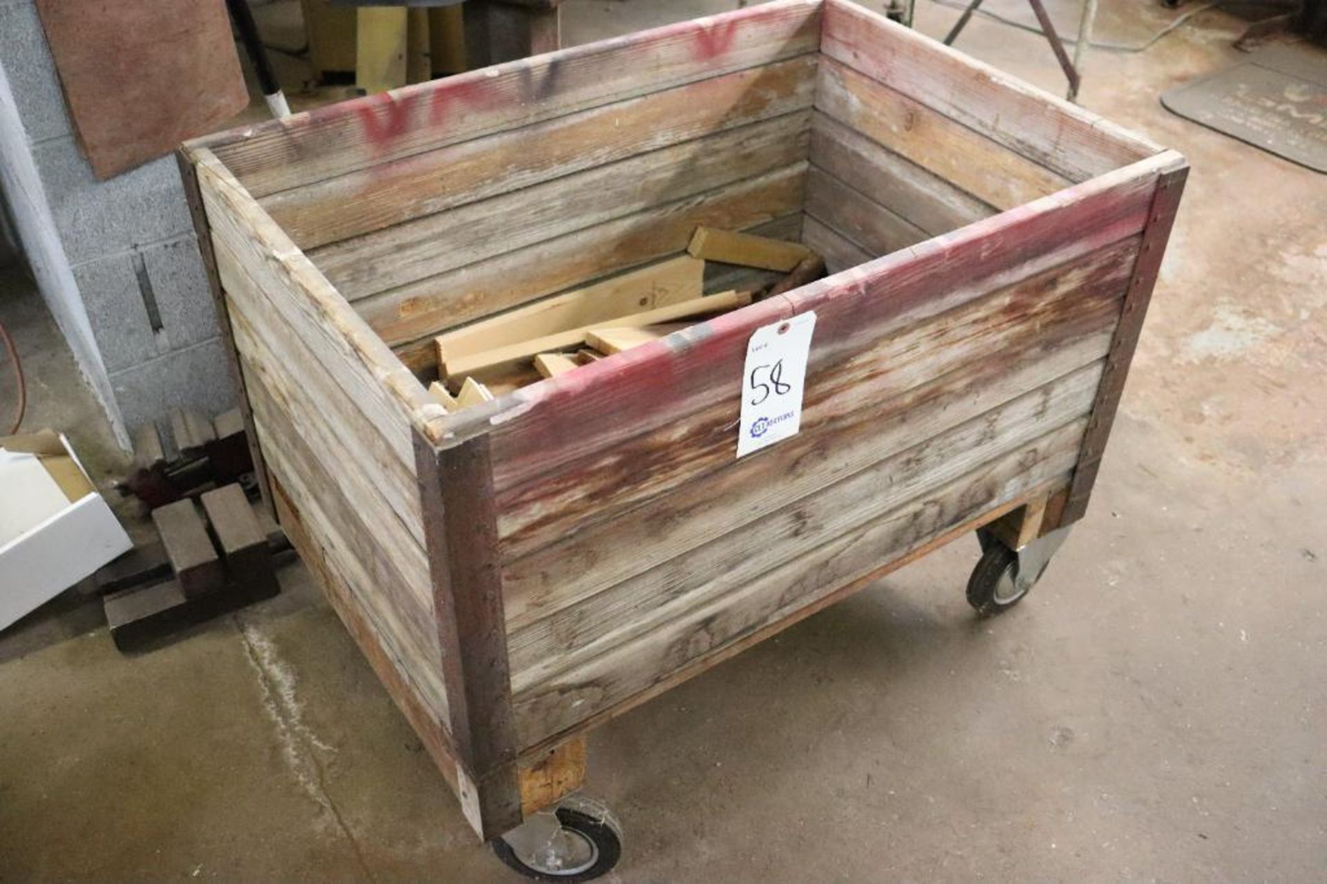 Wood cart 26" x 28" x30"