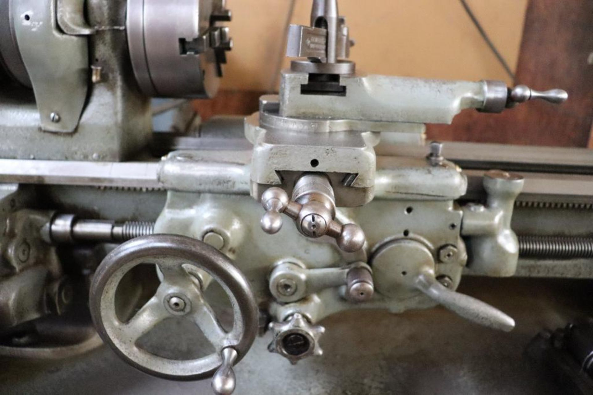 South Bend 9" Metal Lathe CL244Z - Image 8 of 22