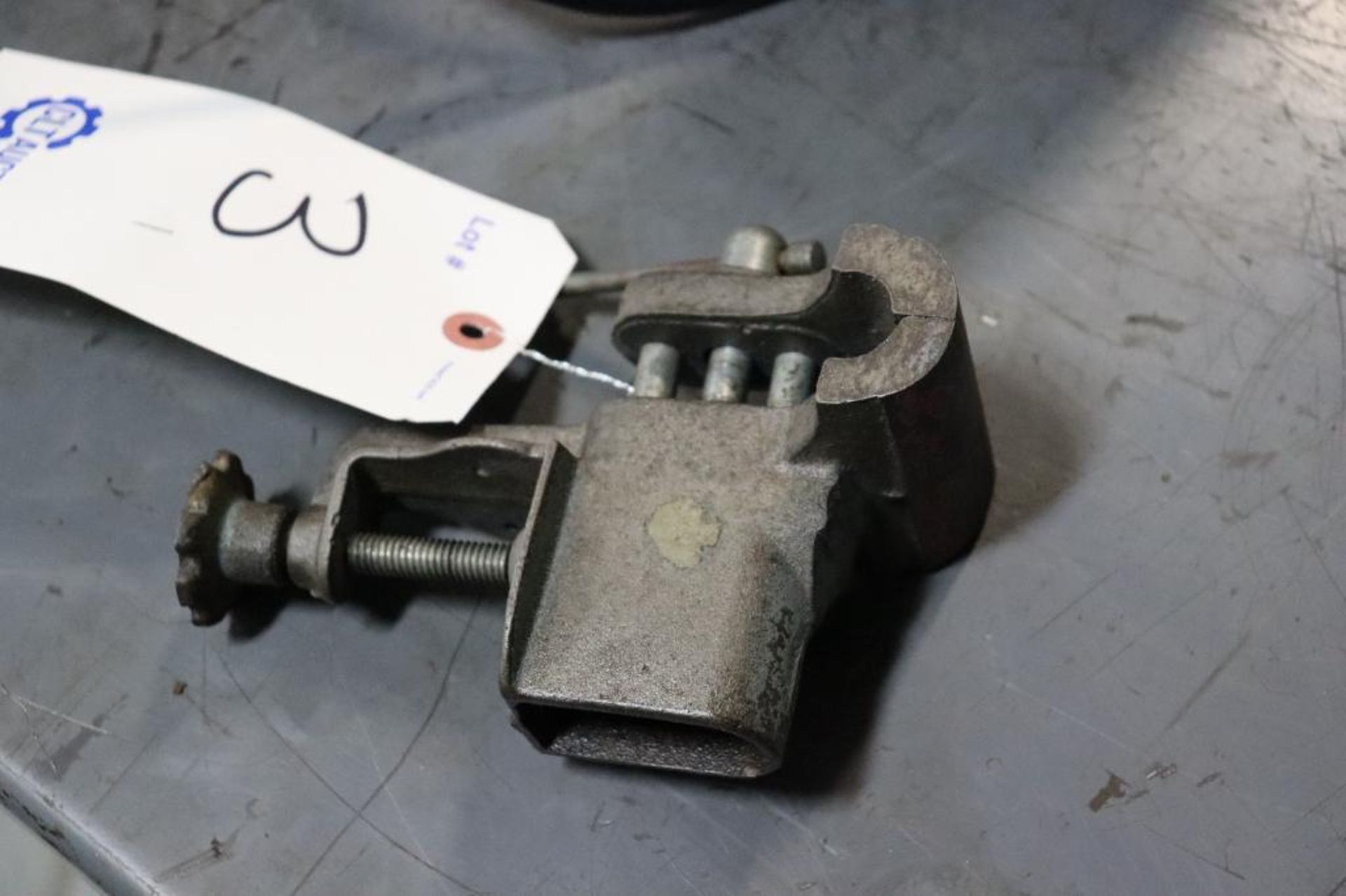 Small bench vise - Image 2 of 4