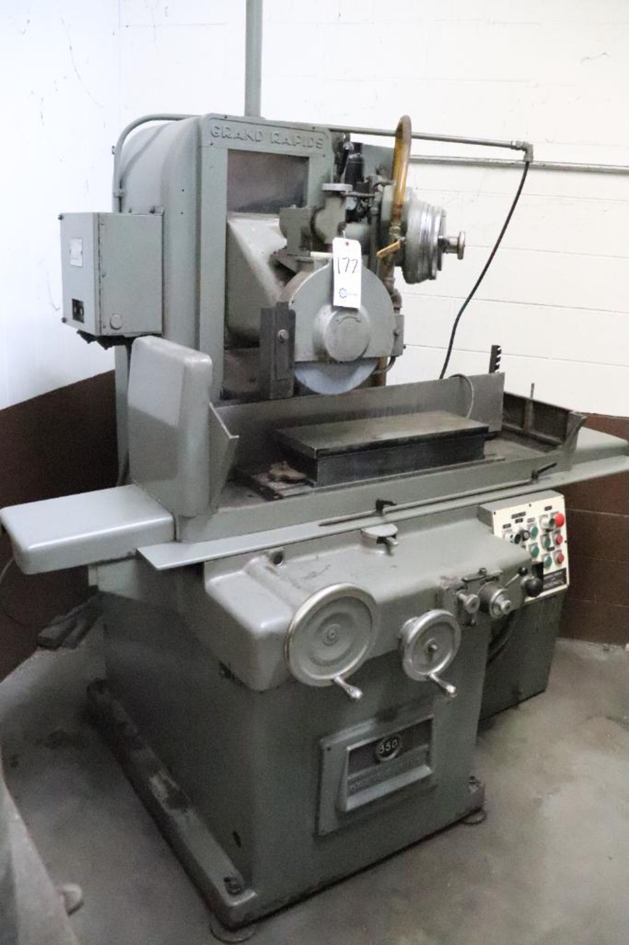 Grand Rapids No.350 8" x 24" automatic surface grinder - Image 2 of 18