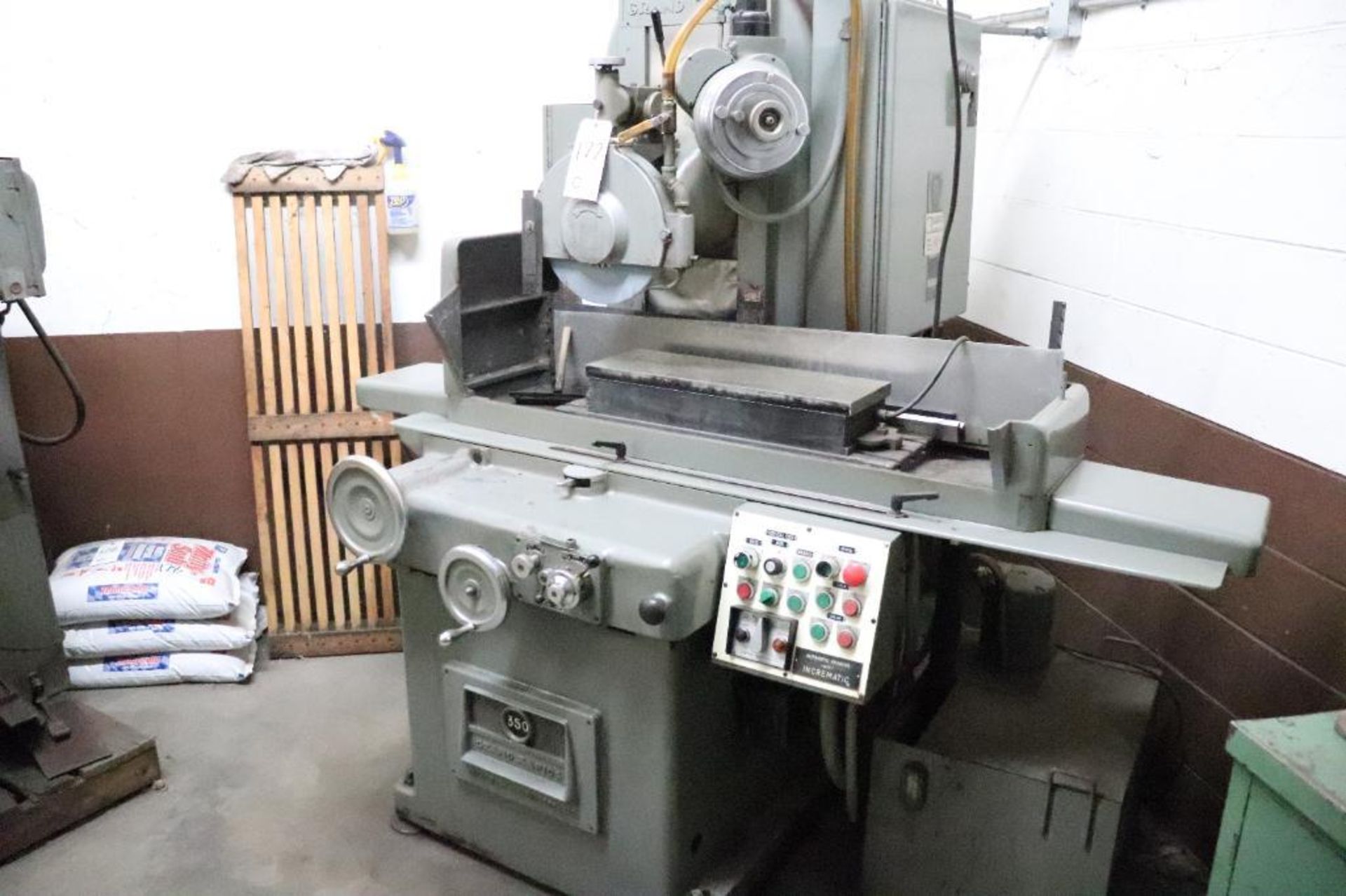 Grand Rapids No.350 8" x 24" automatic surface grinder - Image 3 of 18