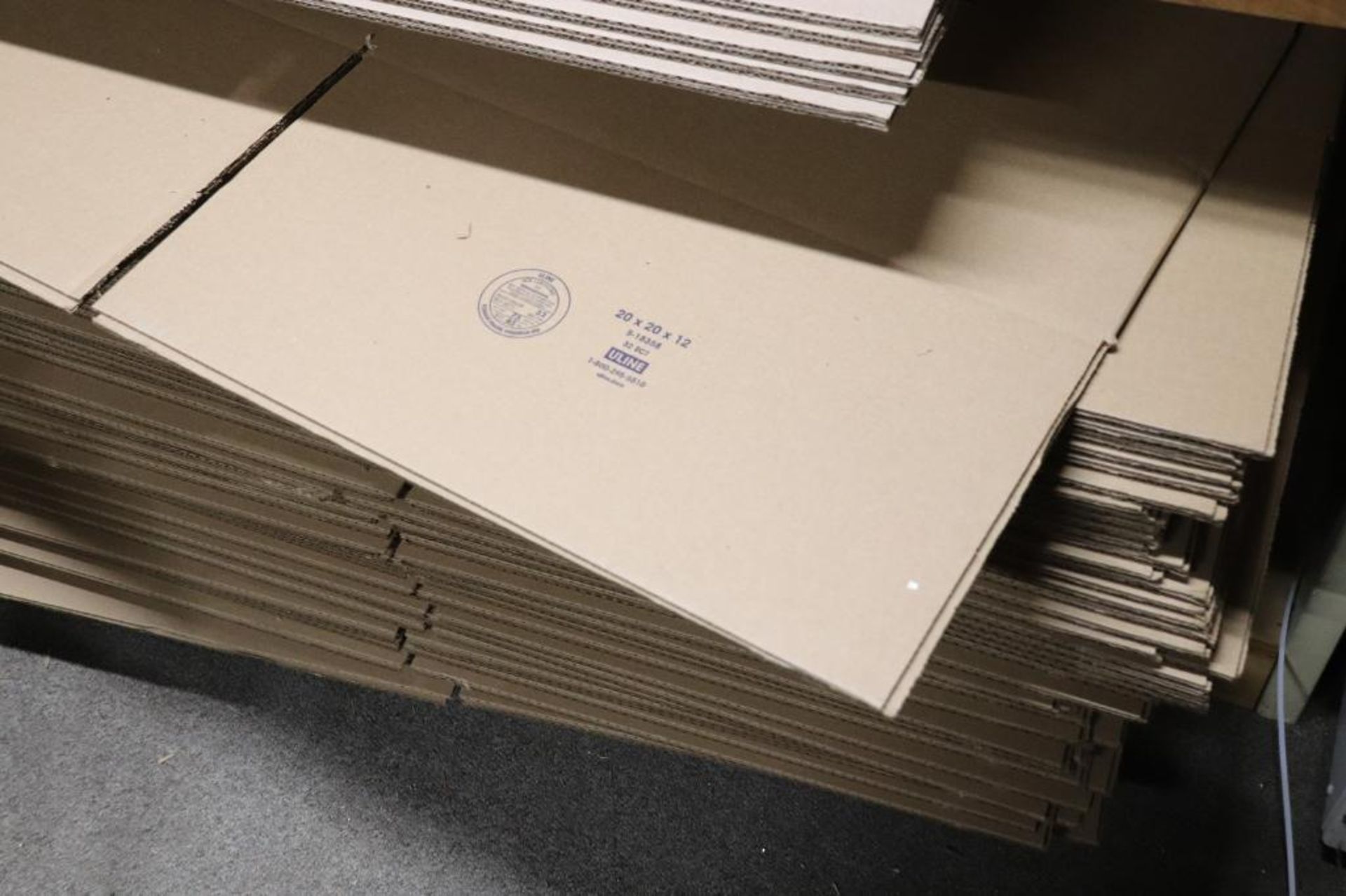 Uline cardboard boxes - Image 11 of 25