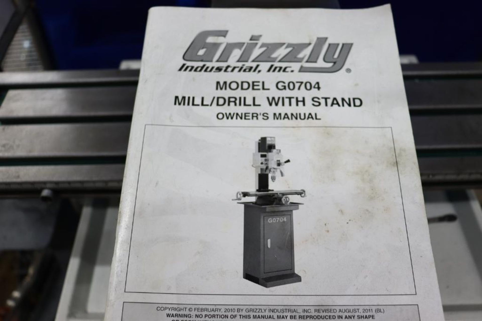 Grizzly G0704 mill drill w/ stand & accessories 1ph - Image 13 of 14