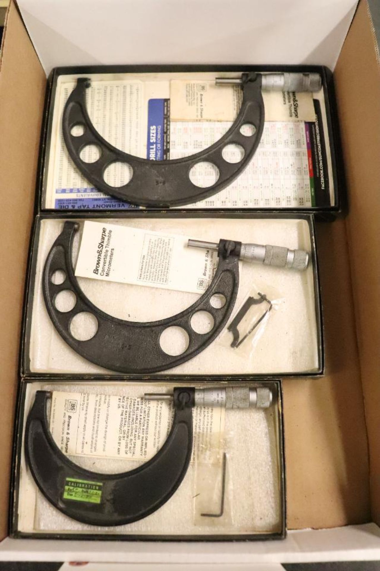 Brown & Sharpe micrometers 3" - 6" range with boxes. - Image 2 of 6