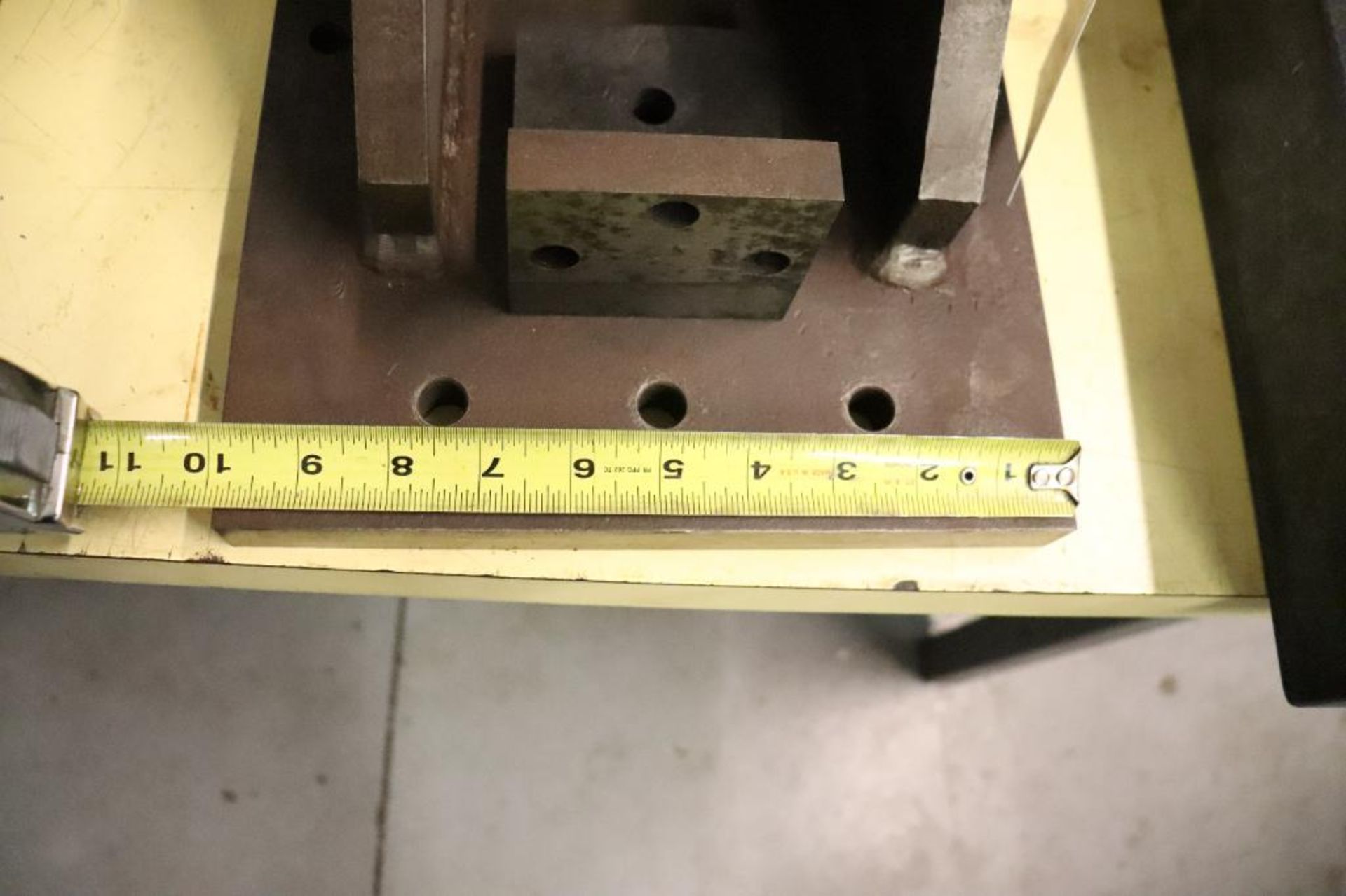 Large and small right angle plates - Image 6 of 6