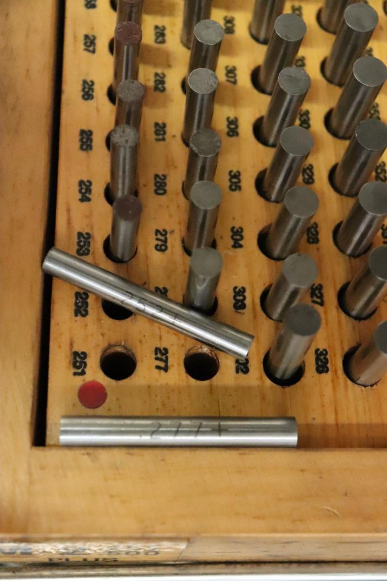 Meyer pin gage set, model M-2, 0.251-0.500" PLUS Range - Image 4 of 6