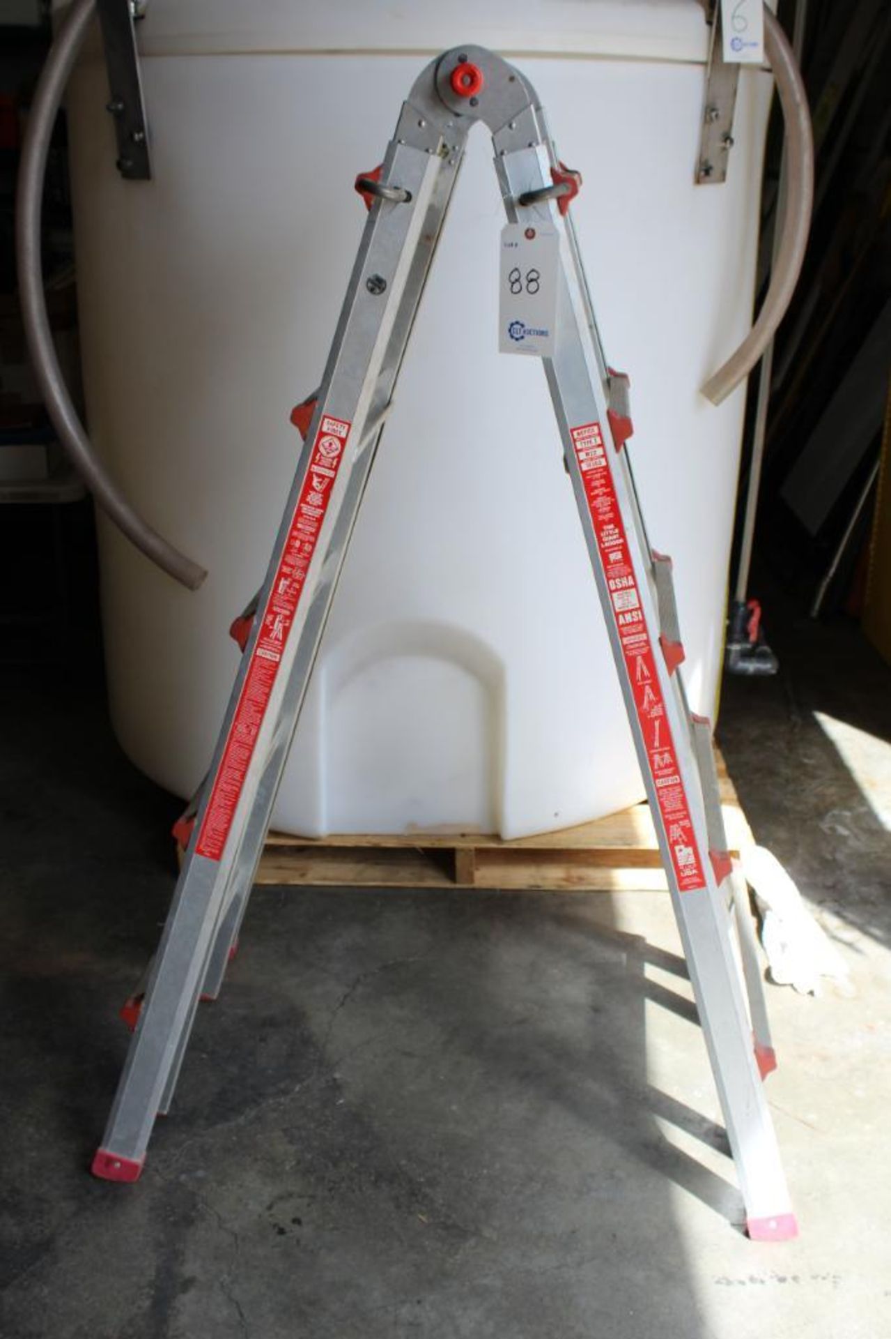 Little Giant 20 ft extendable ladder