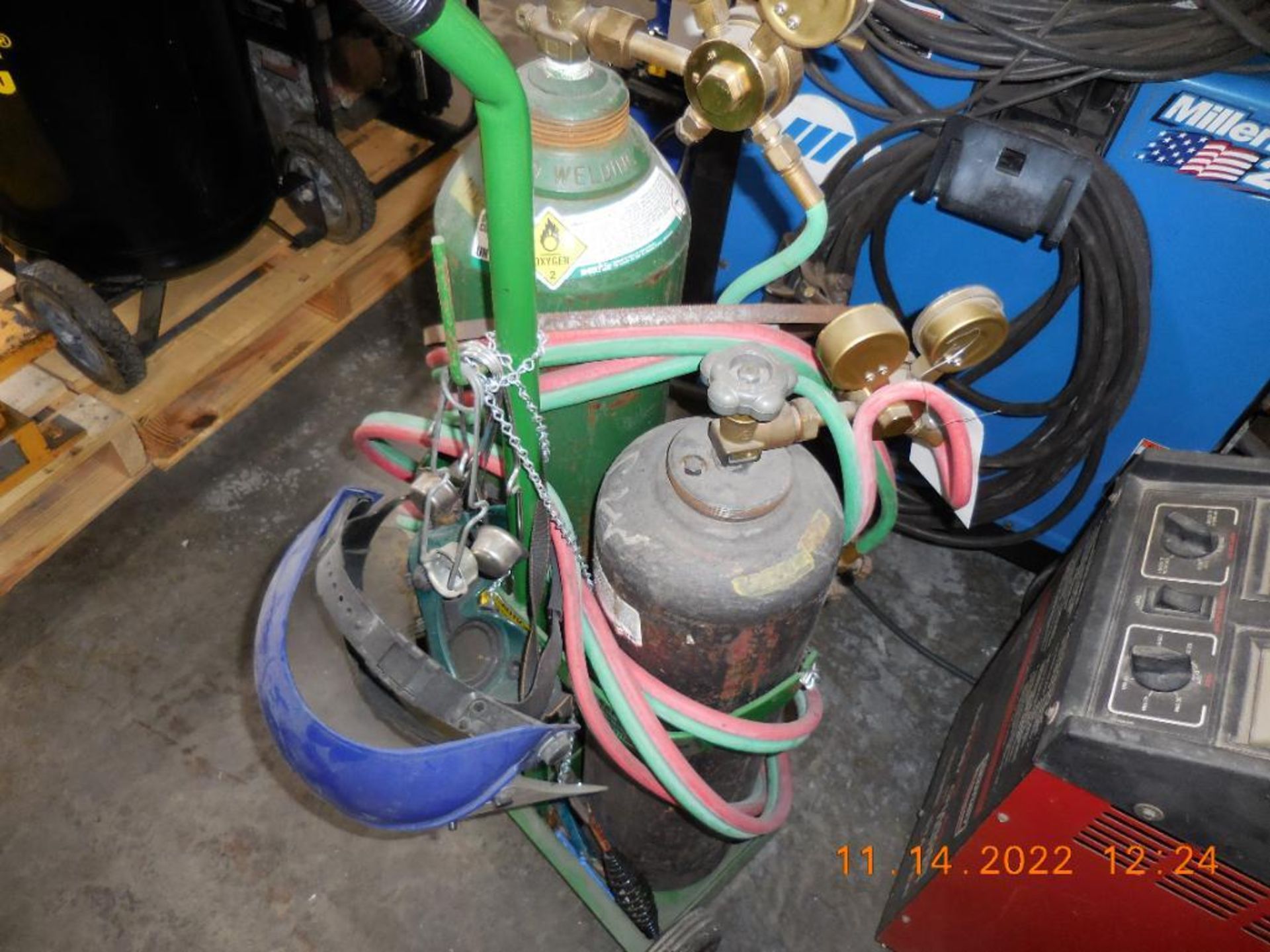 Oxygen and acetylene torch cart - Image 4 of 7