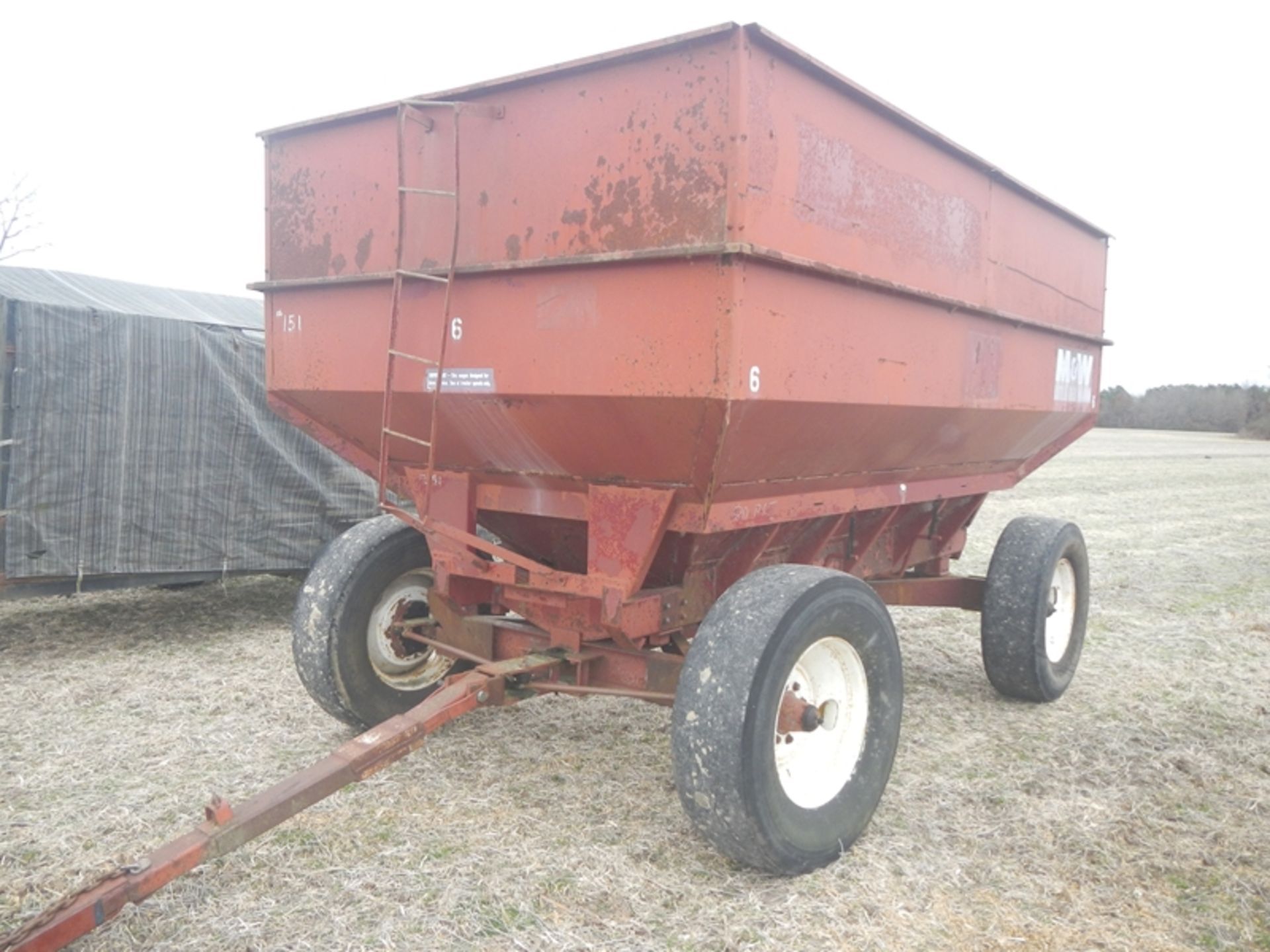 M&W 350 bushel grain cart - Image 3 of 4