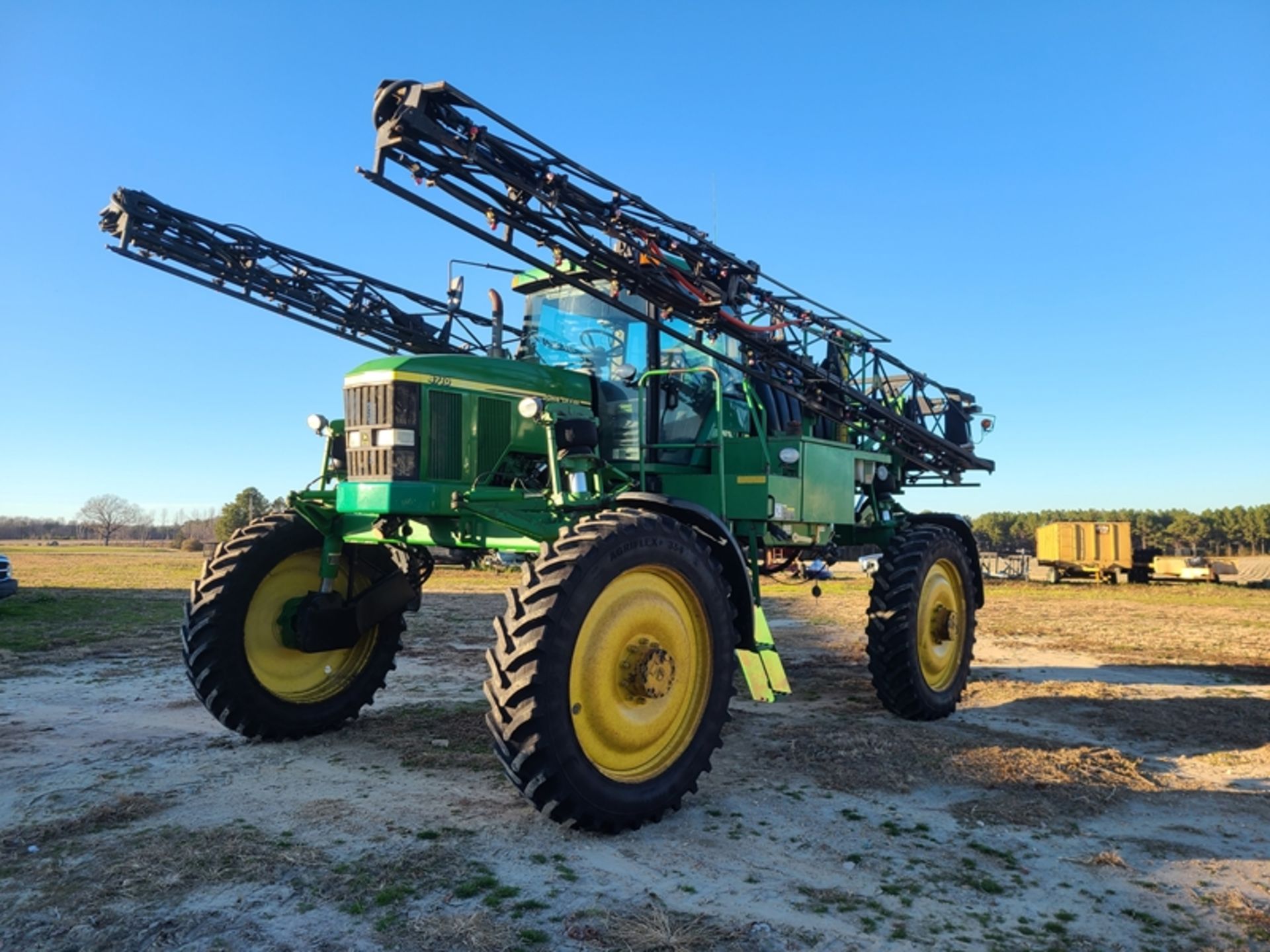 JD 4710 Sprayer #NO4710X004269 5,113 hrs 90' booms