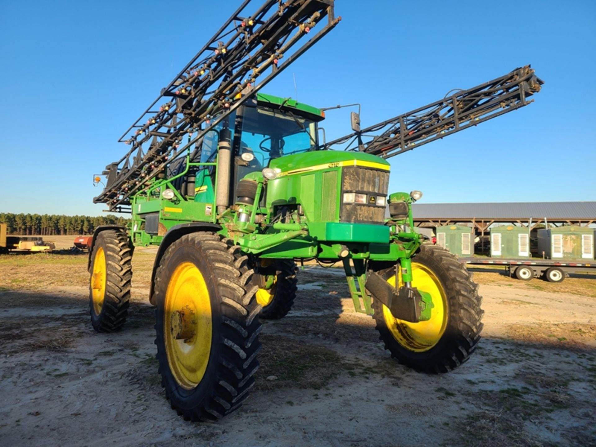 JD 4710 Sprayer #NO4710X004269 5,113 hrs 90' booms - Image 2 of 14