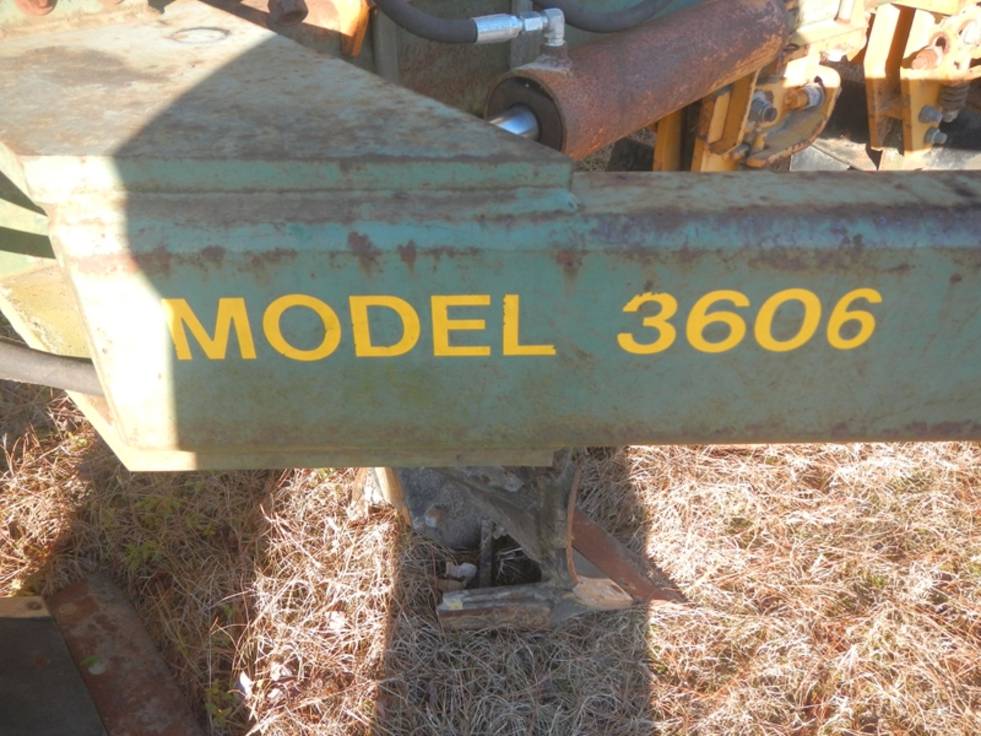Harrell Model 3606 6 bottom switch plow - Image 4 of 4