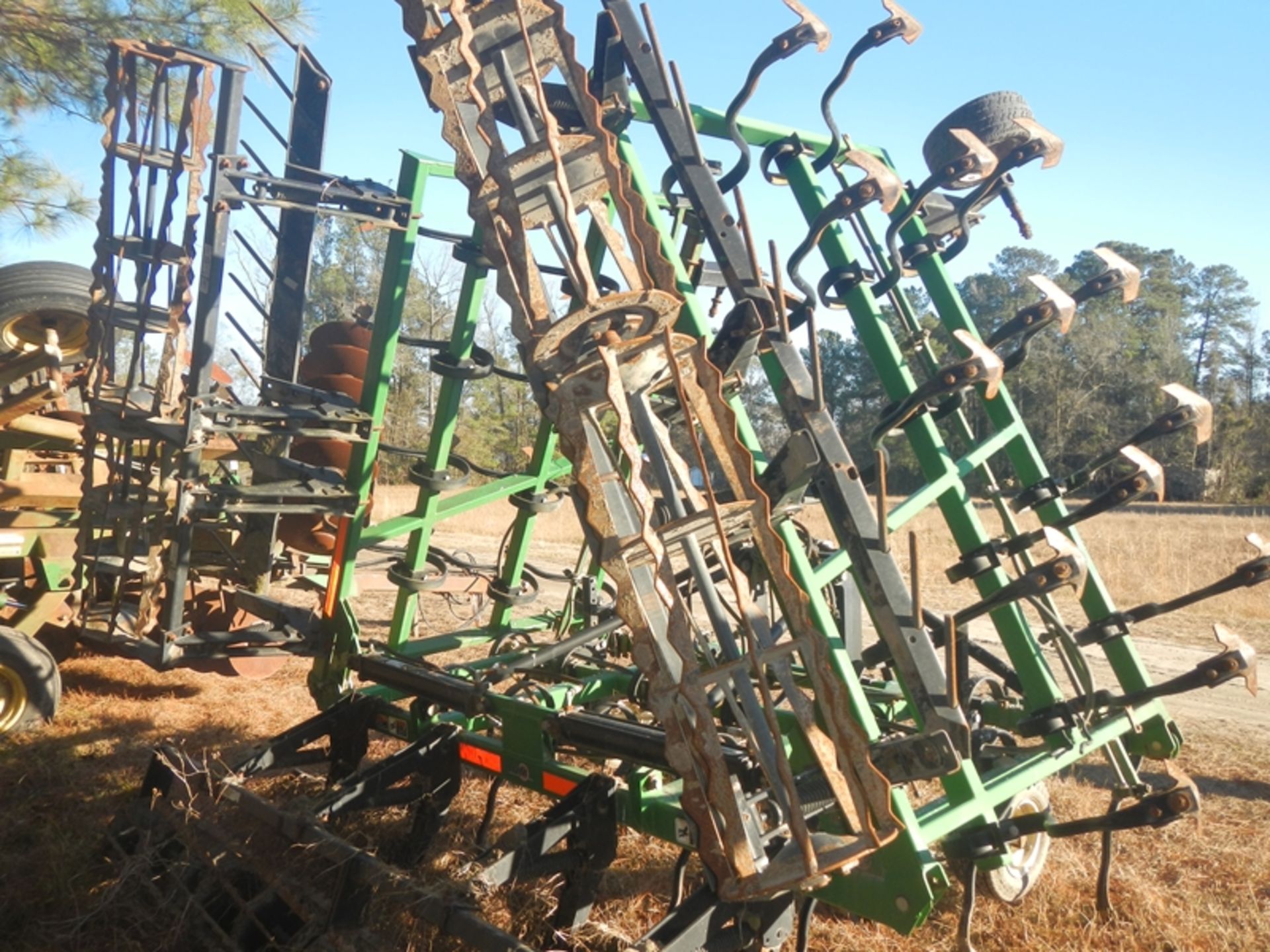 Univerth 24' field cultivator - Image 3 of 4