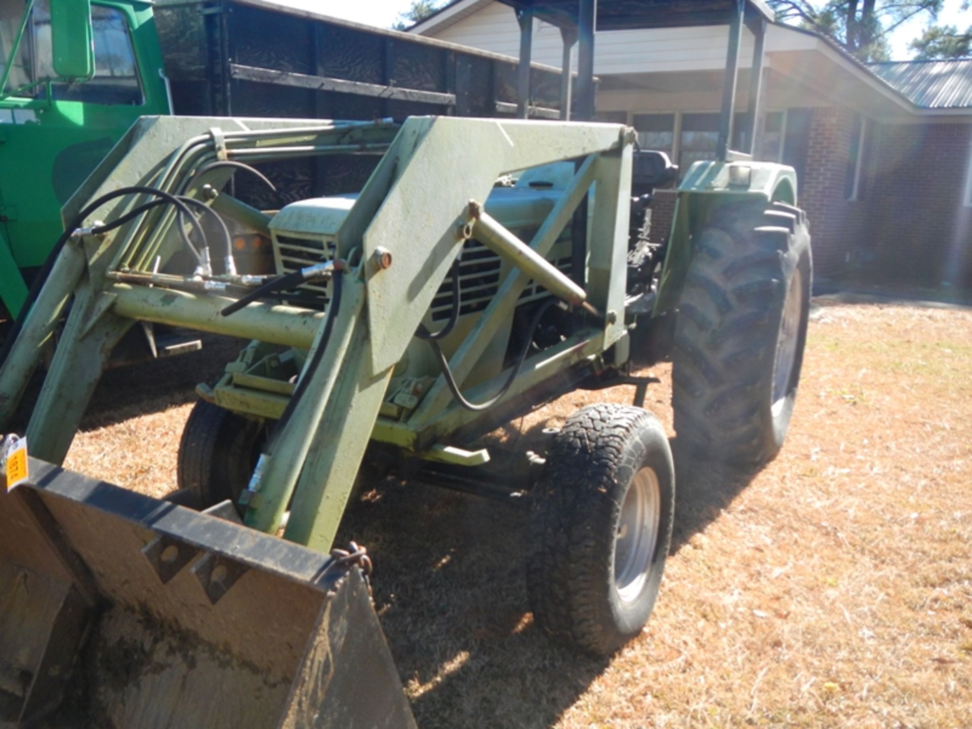 Duetz D6806 tractor w/front end loader - Image 5 of 5