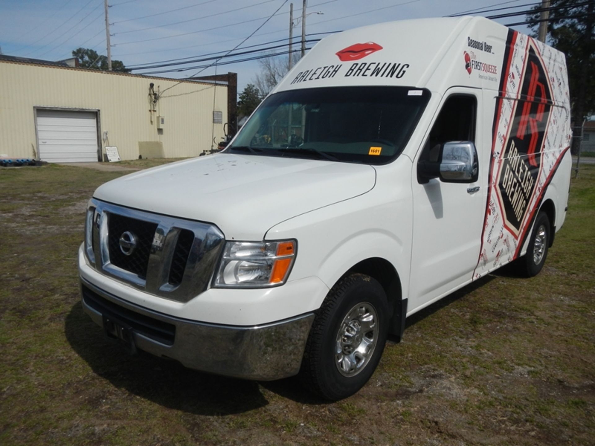 2014 NISSAN NV2500 S "high roof" work van VIN 1N6BF0LYXEN104575 - 183K miles