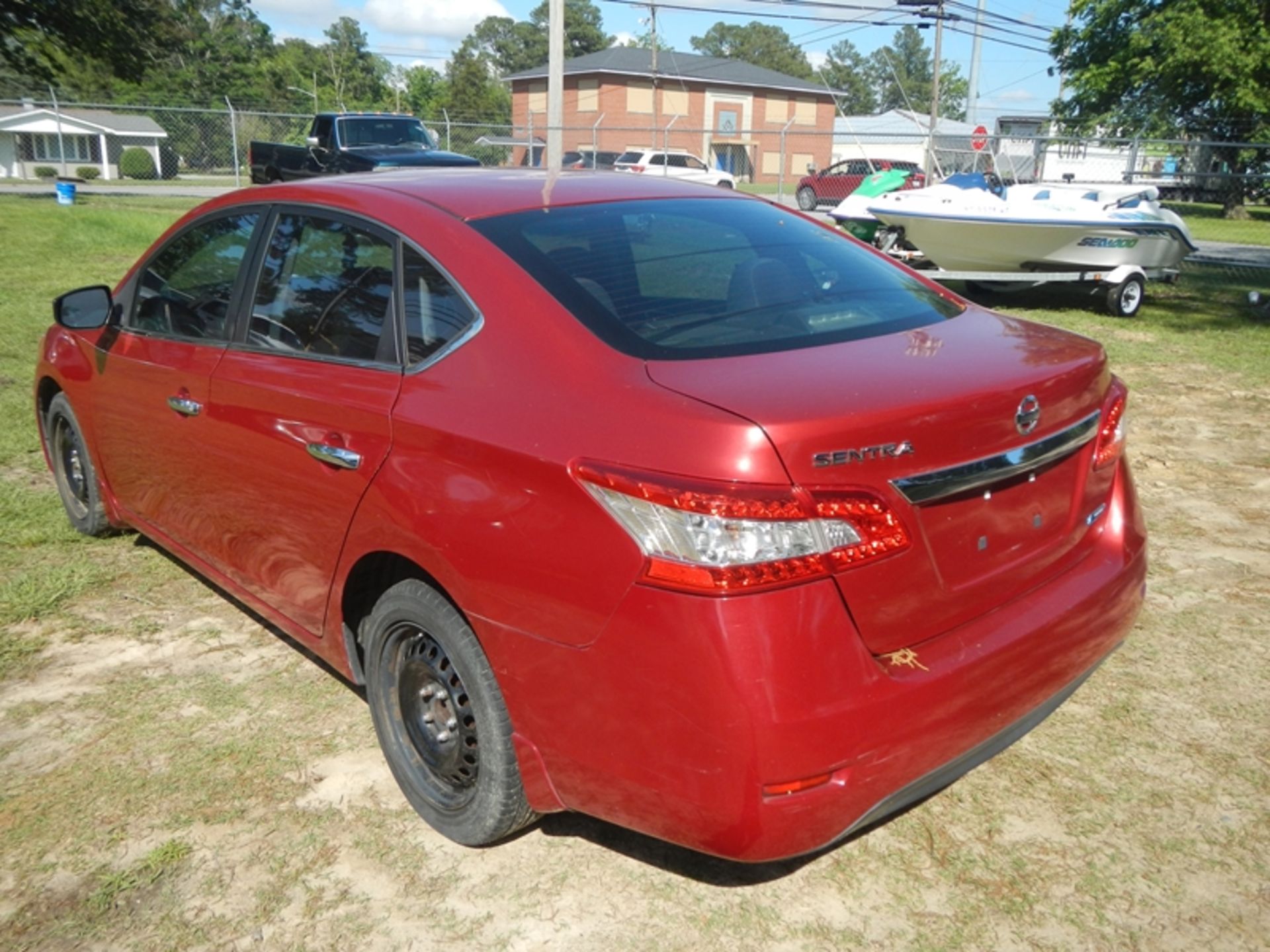 2013 NISSAN Sentra 4-door sedan 157K miles - VIN 3N1AB7AP7DL770176 - Image 5 of 7