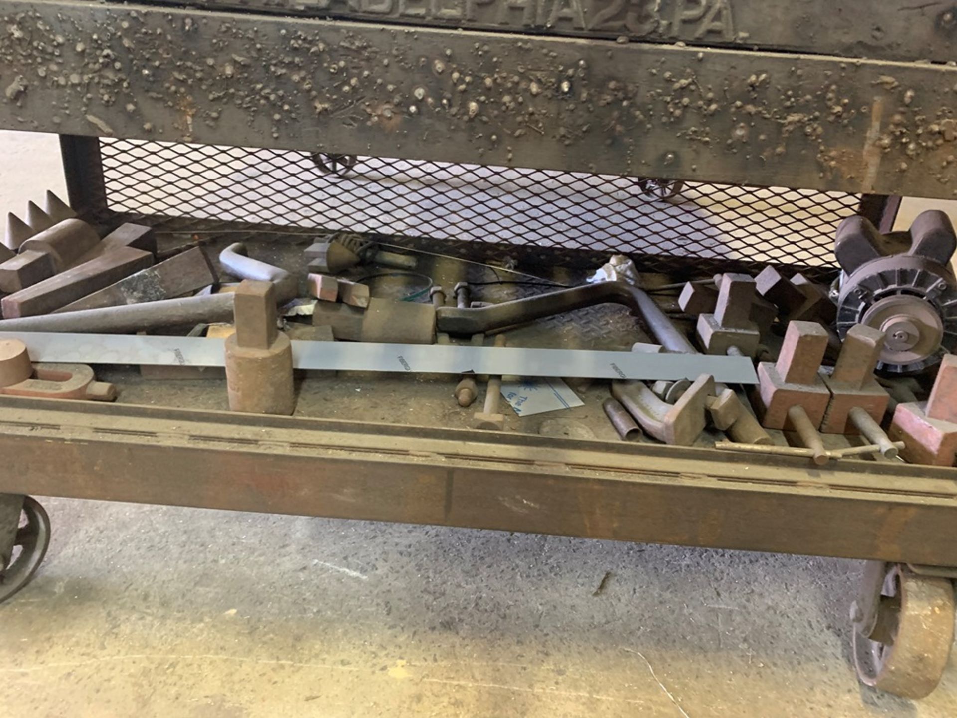 ACORN IRON & SUPPLY 5'x8' platen welding table on wheels - Image 6 of 6