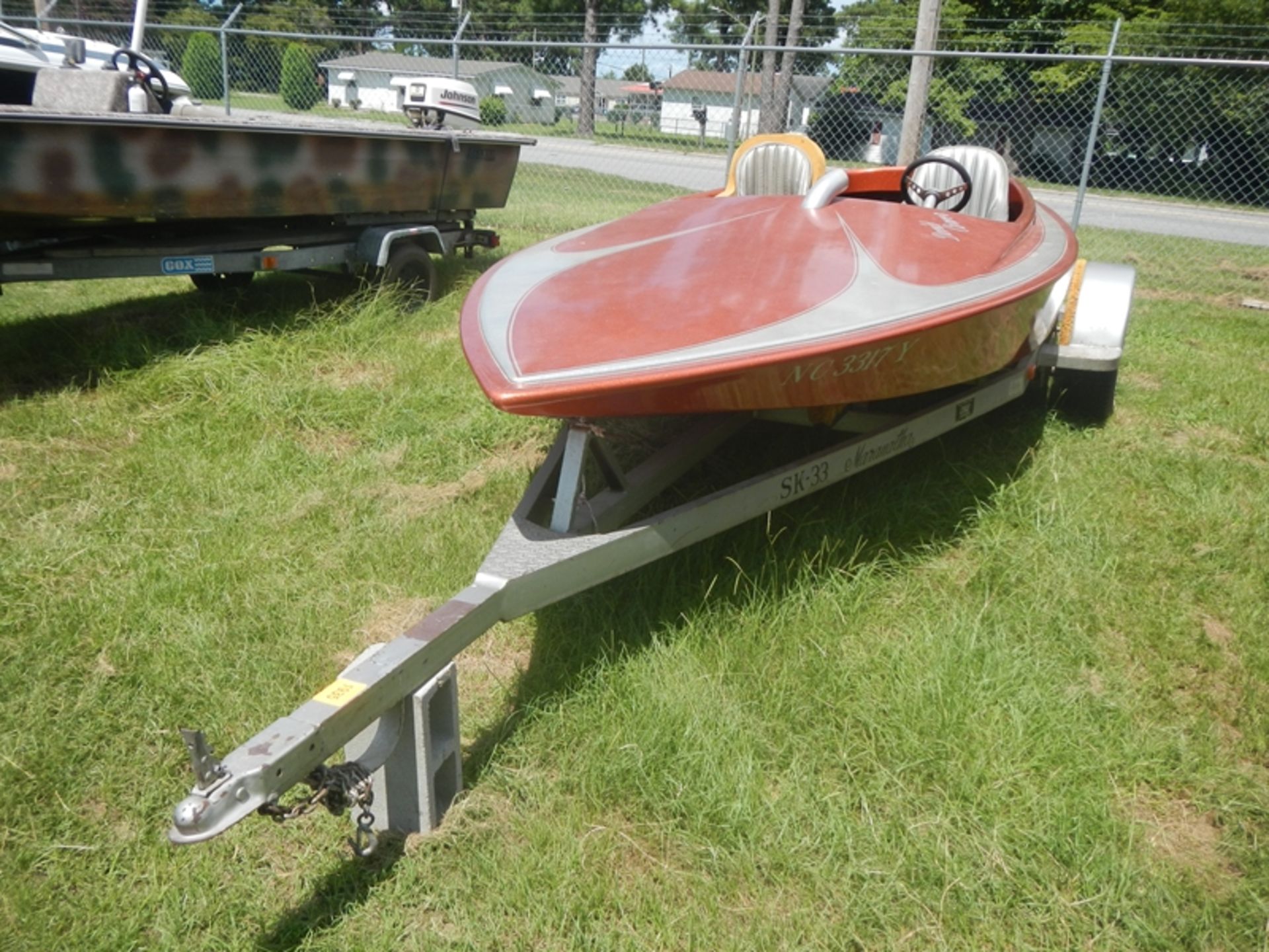 1974 TERRY FRAHS 17' SK-33 Racing Runabout "Maranatha" & trailer engine included but is out of