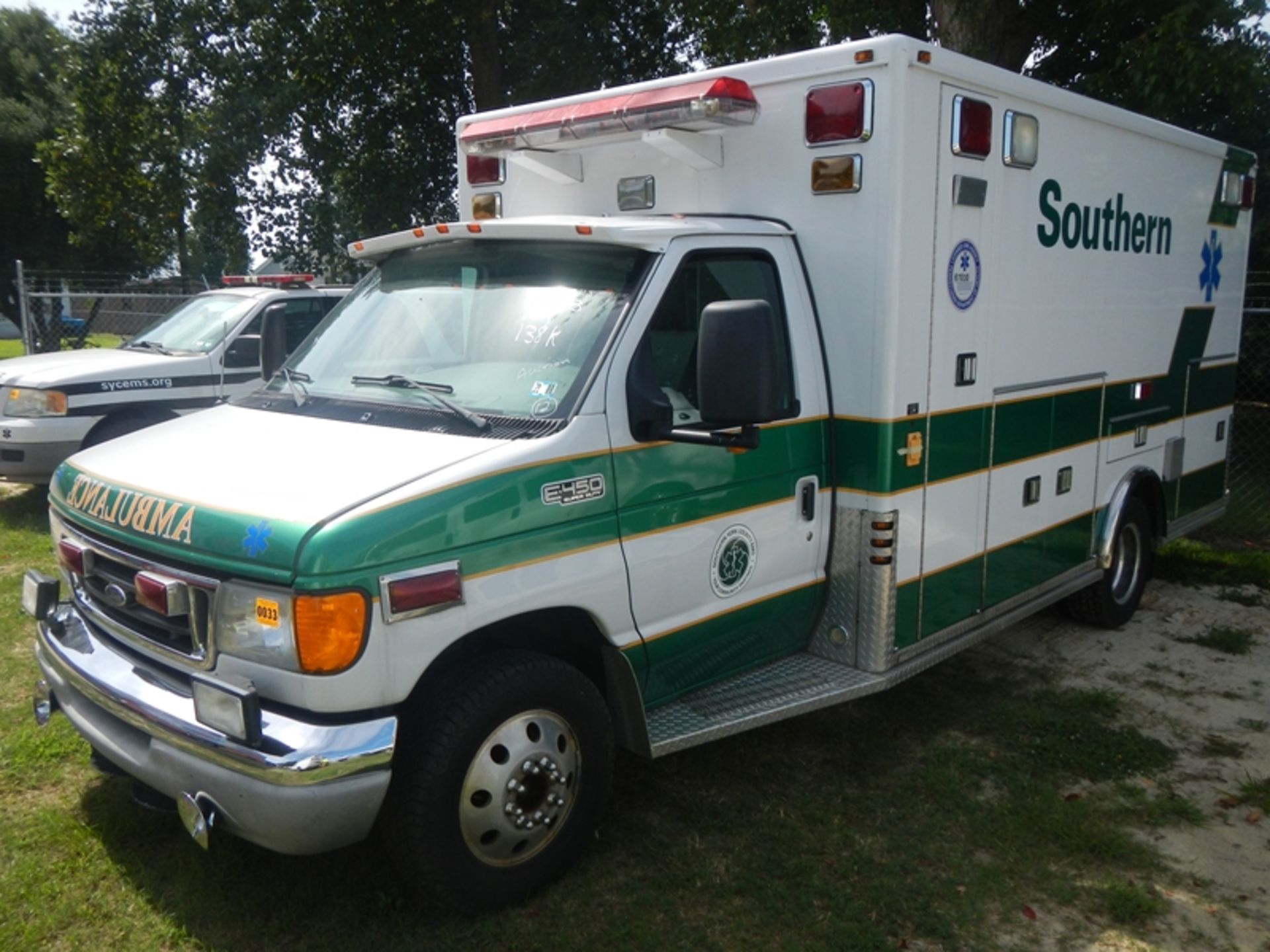 2003 FORD E-450 Type III Ambulance, dsl 138,820 miles - 1FDXE45F03HB76343