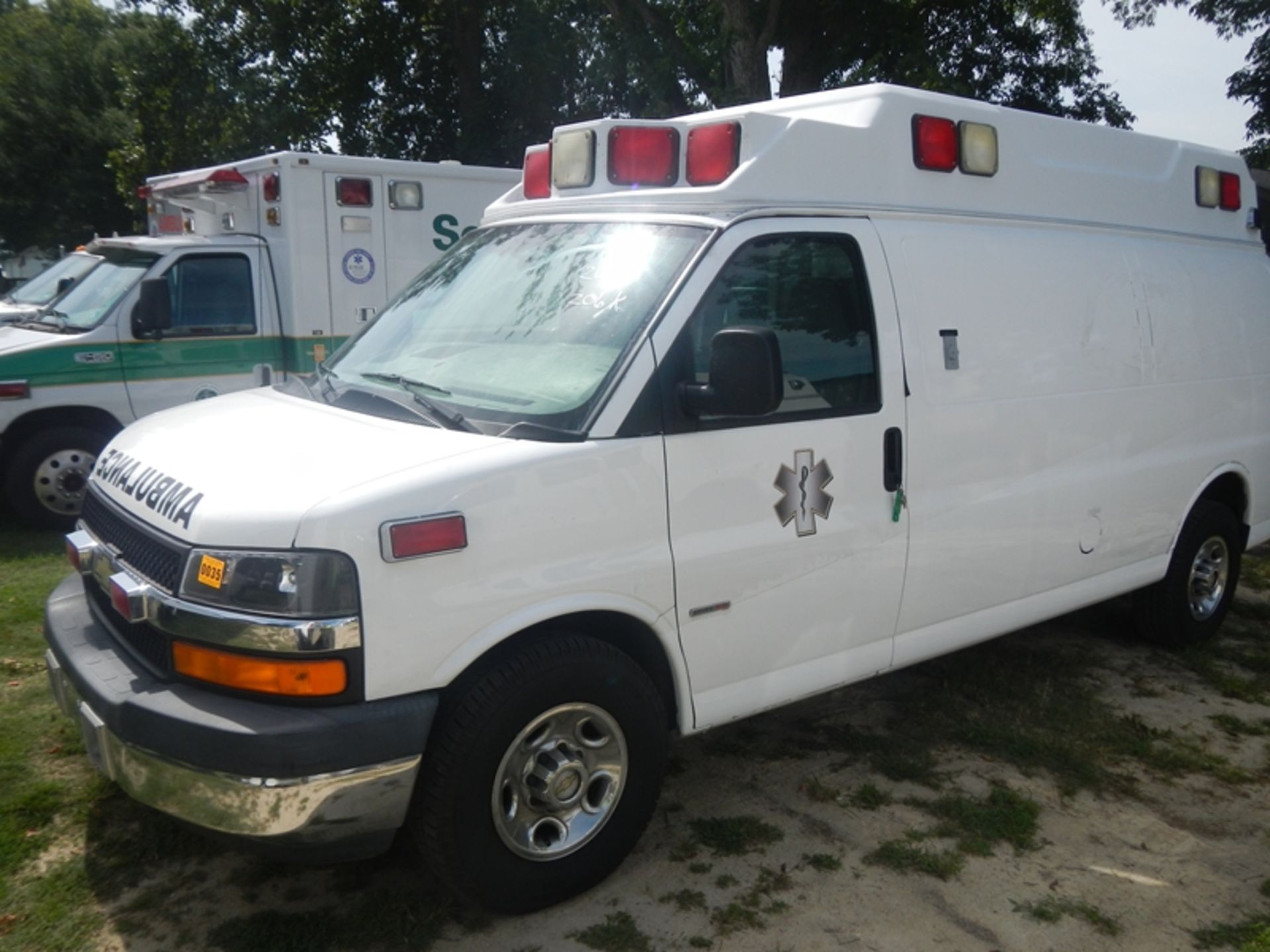 2009 CHEVROLET G-3500 Type II Ambulance 206,920 miles - 1GBHG396491168372