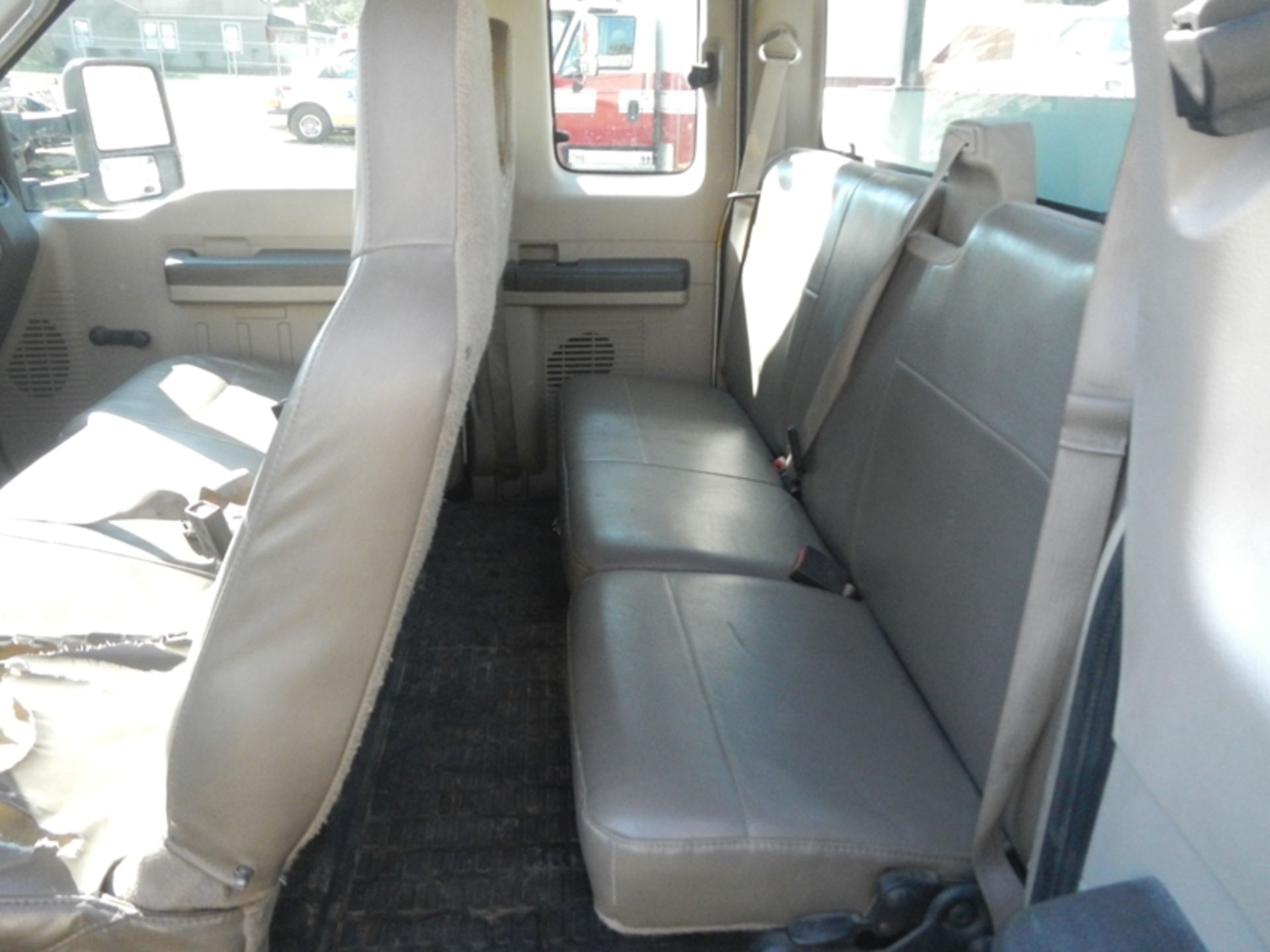 2008 Ford F550 6.0 dsl utility body - Image 7 of 7