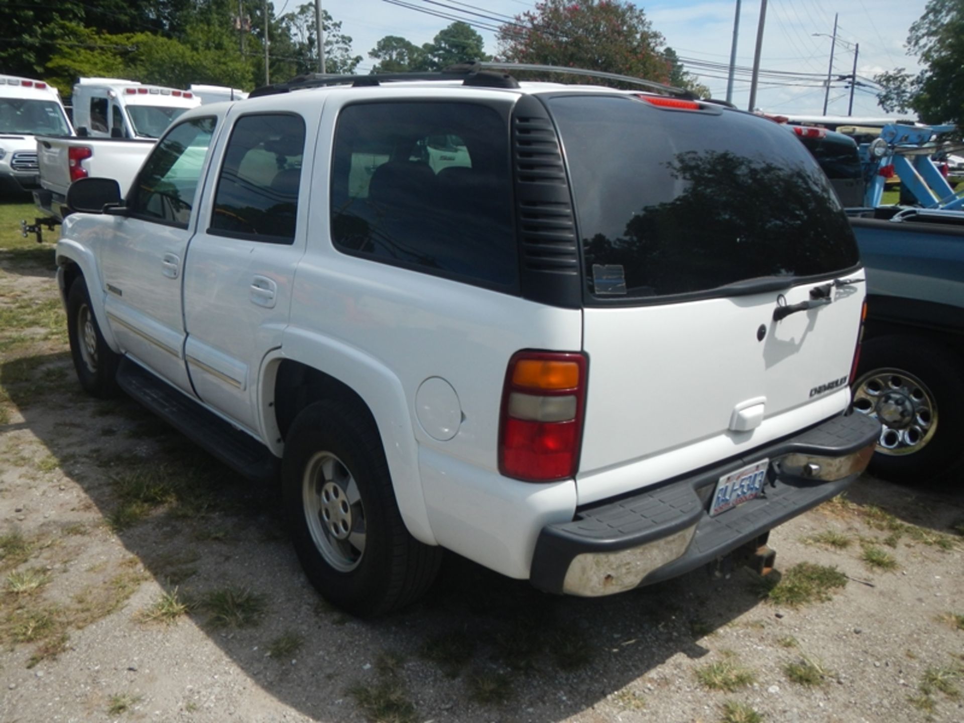 2003 CHEVROLET Tahoe dash cluster broken - mileage unknown - 1GNEK13Z93R320098 - Image 4 of 7