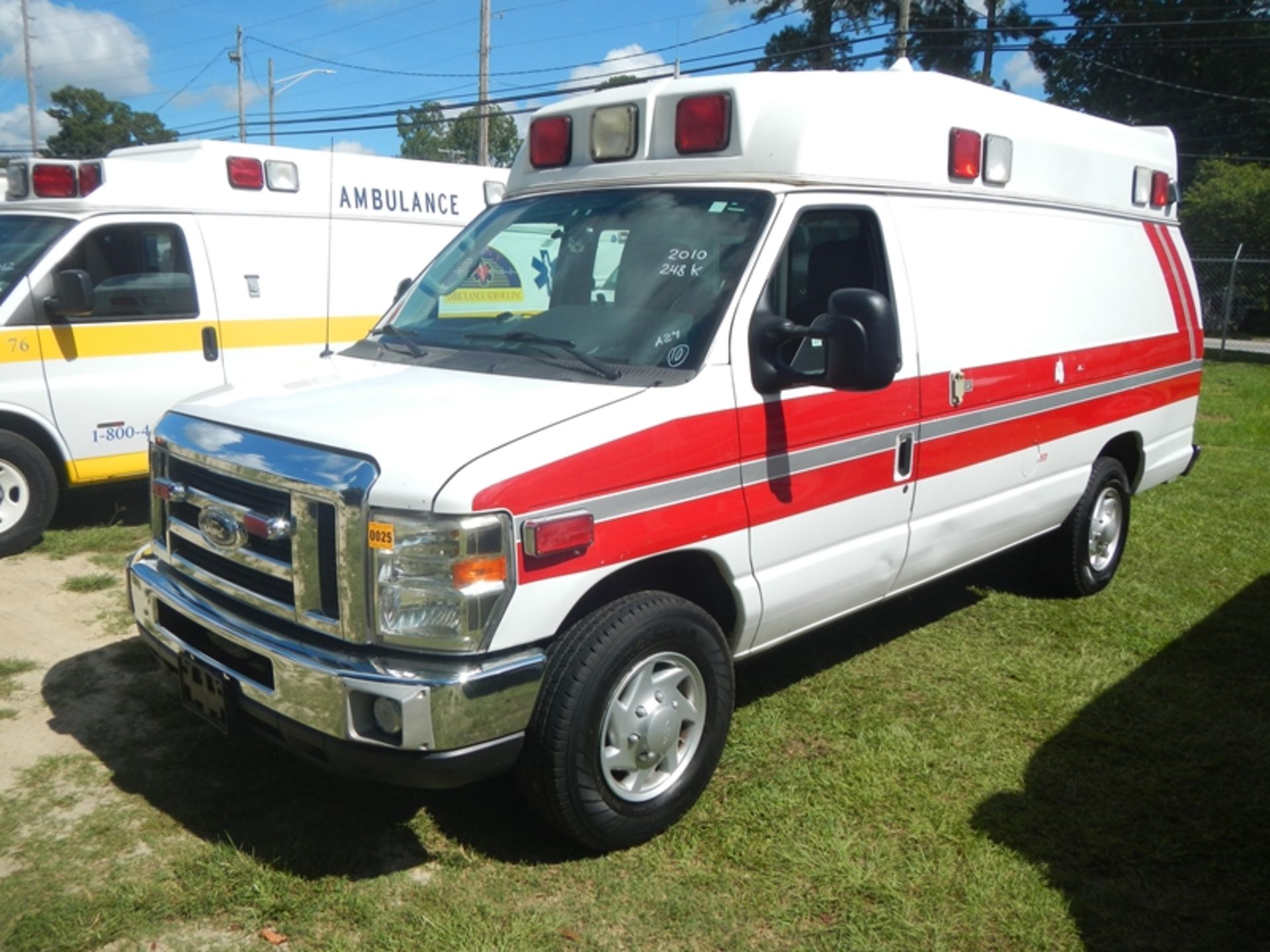 2010 FORD E-350 Super Duty Type II Ambulance, dsl 248,059 miles - VIN: 1FDSS3EP8ADA23977