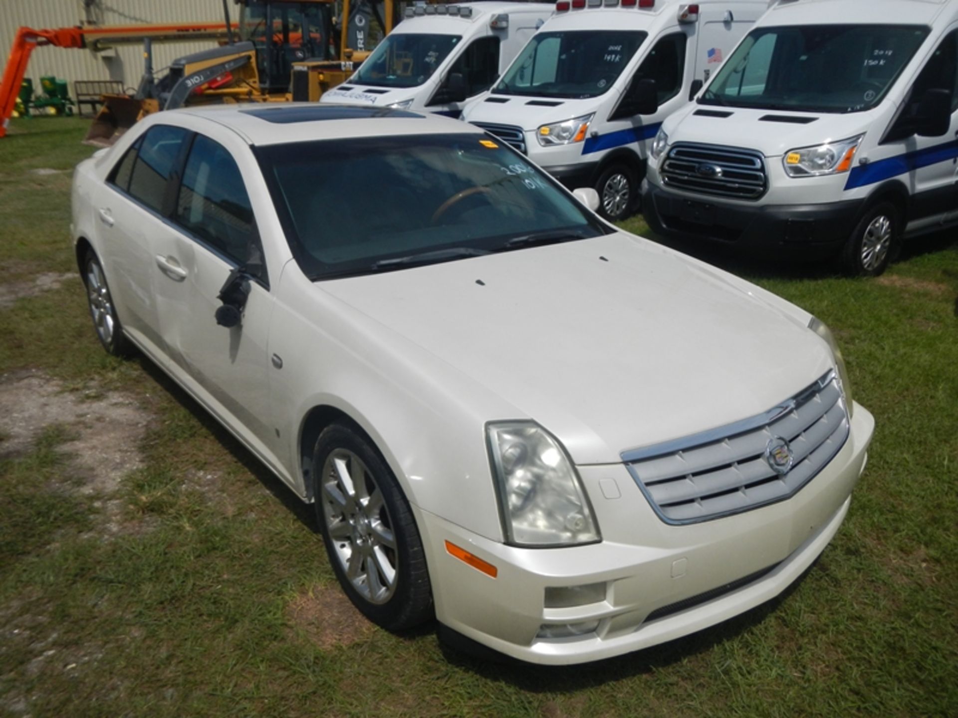 2006 CADILLAC DTS 4-door sedan wrecked wrecked on passenger side, 101,135 miles- 1G6DC67A360220772 - Image 2 of 8