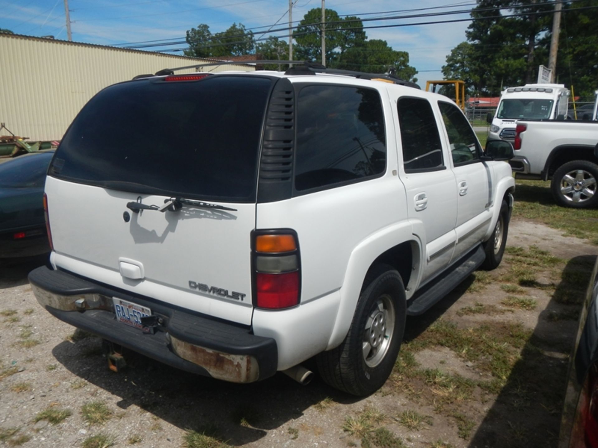 2003 CHEVROLET Tahoe dash cluster broken - mileage unknown - 1GNEK13Z93R320098 - Image 3 of 7