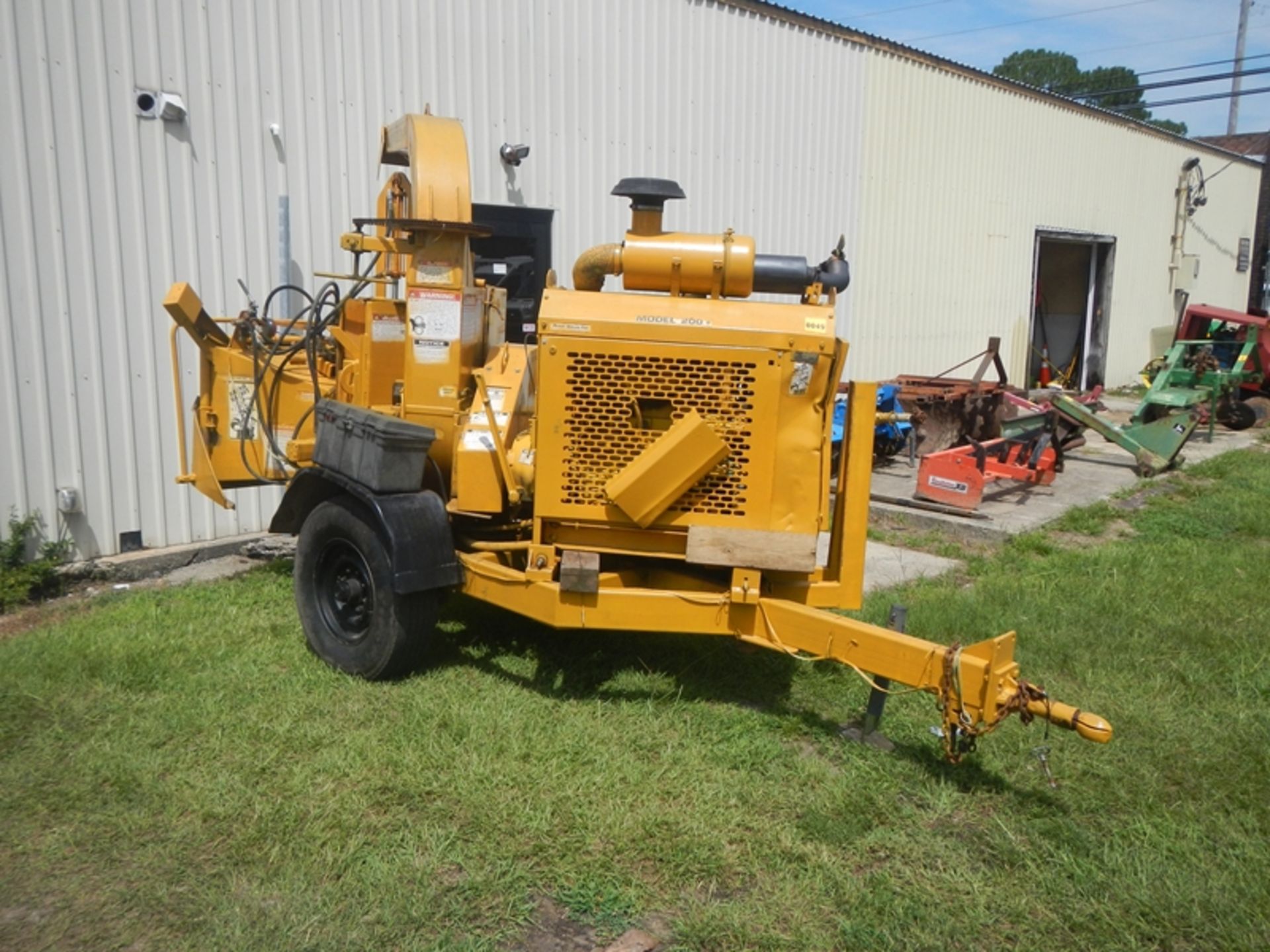 Bandit 200 Chipper Jd dsl - Image 3 of 3