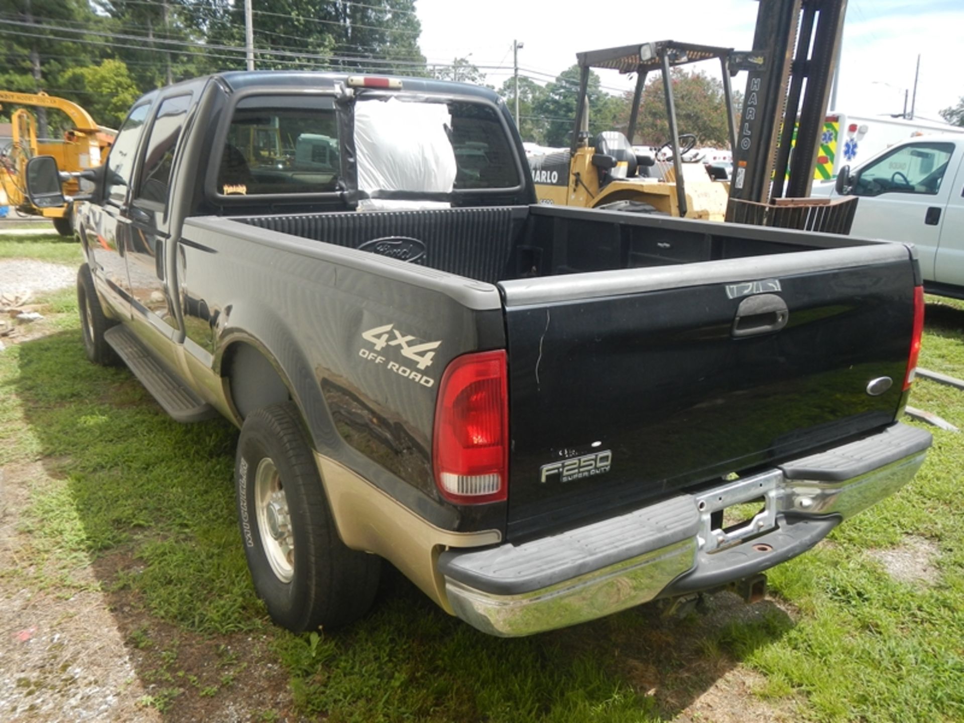 2000 FORD F250 4WD, crew cab, 7.3 diesel, 217,651 miles - 1FTNW21F1YED31218 - Image 4 of 6