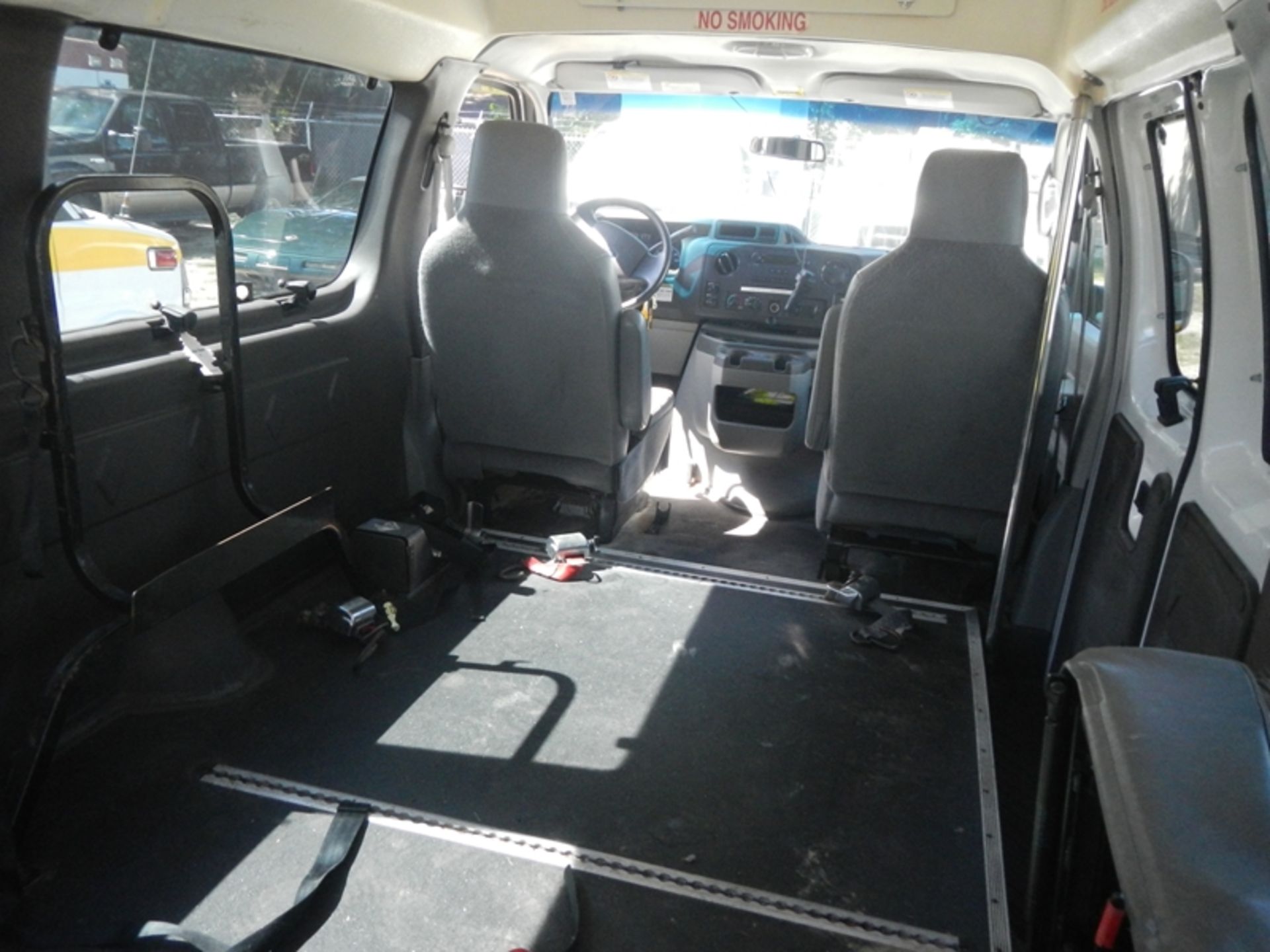 2014 FORD E-150 wheelchair van, gas 182,328 miles - VIN: 1FTNE1EW5EDA97514 - Image 7 of 7