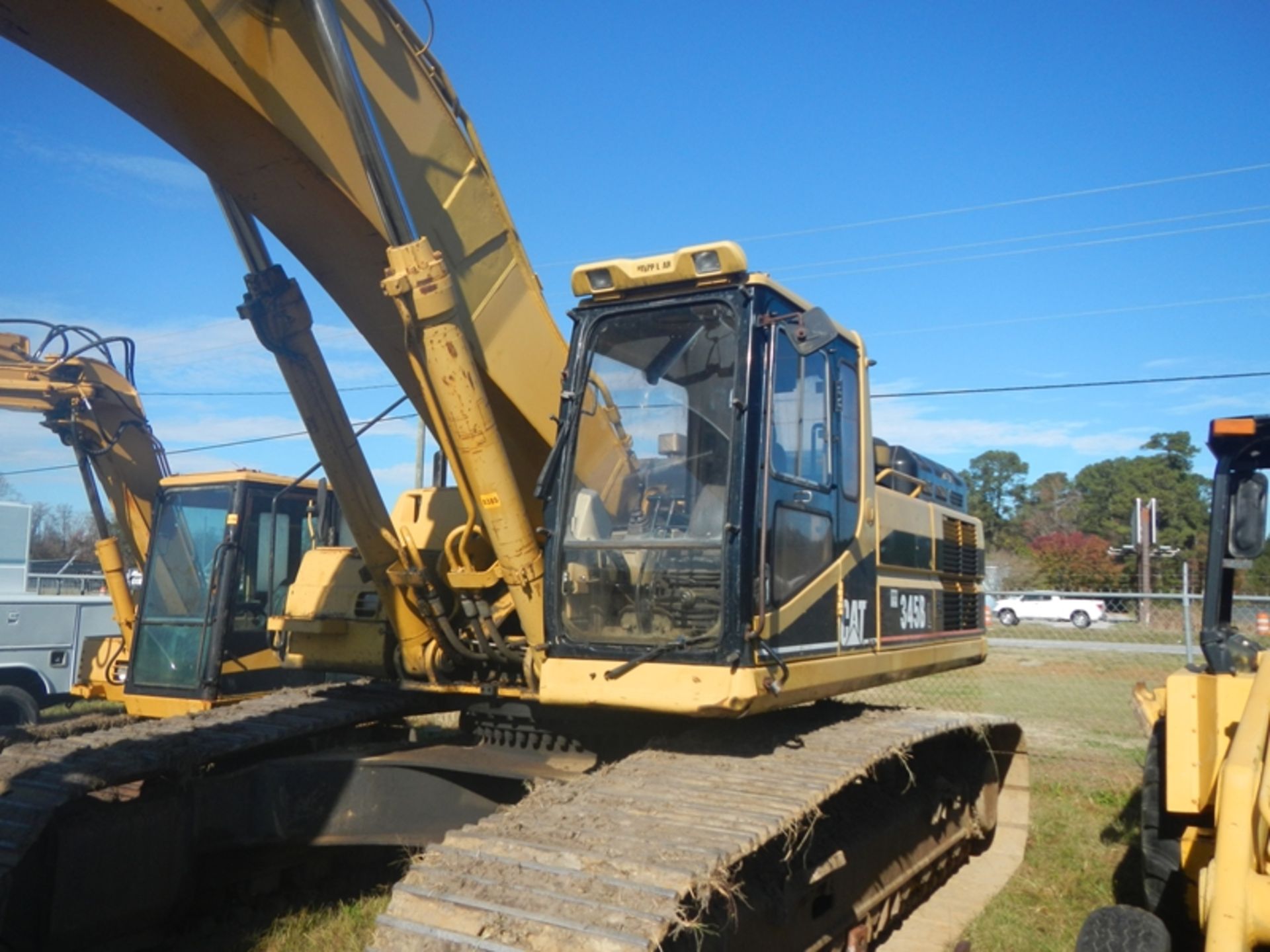 CAT 345BL excavator (100,000 lb+ machine) - 10,357 hrs showing - SERIAL: 9CW00194 - Image 3 of 14