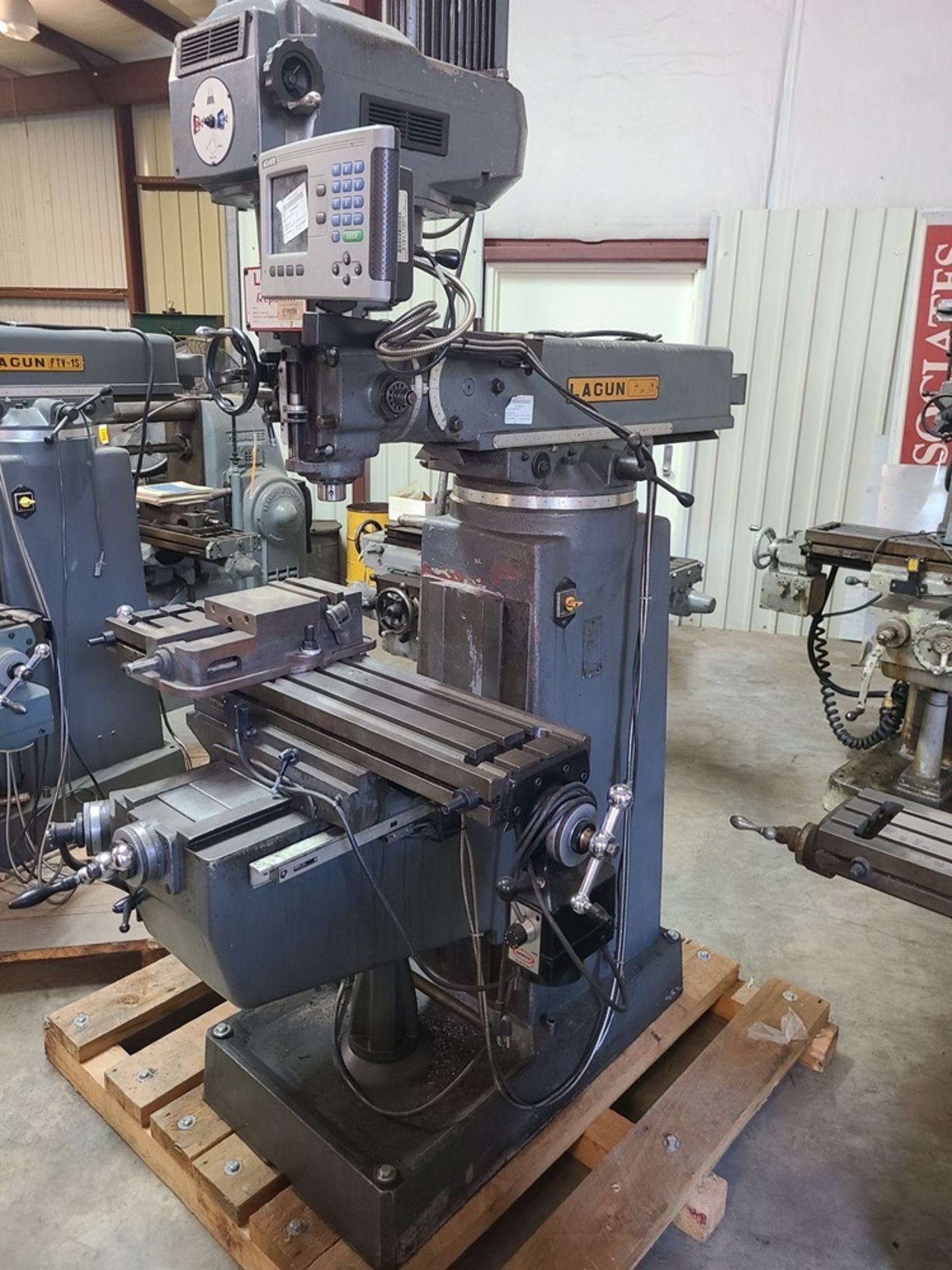 LAGUN vertical milling machine - MODEL FTV-1S - 10" X 44" table, variable speed head, R-8 spindle,