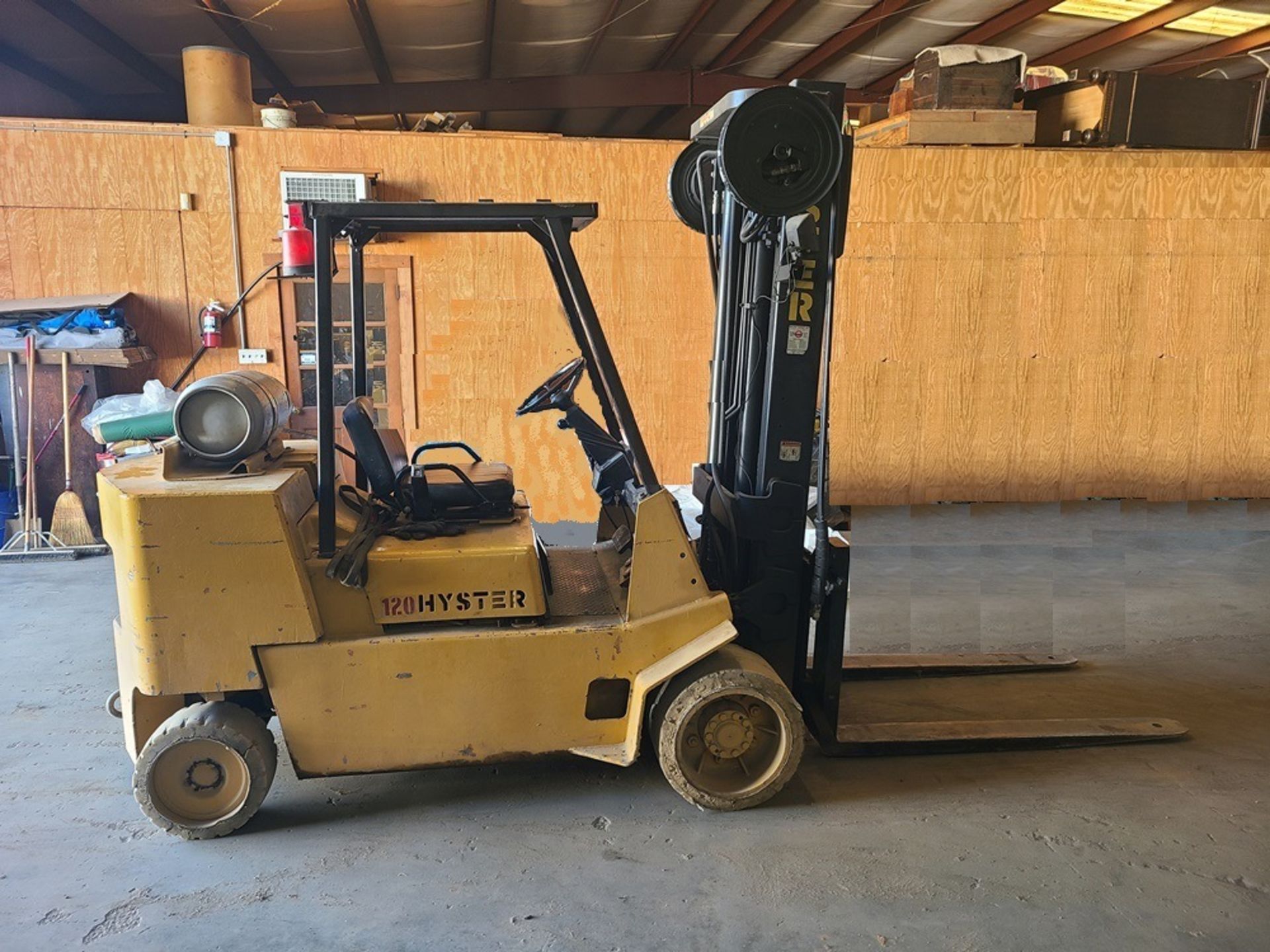 HYSTER T120 forklift - 12,000lb capacity, LP gas, non-marking solid cushion tires, 2,077 hrs.